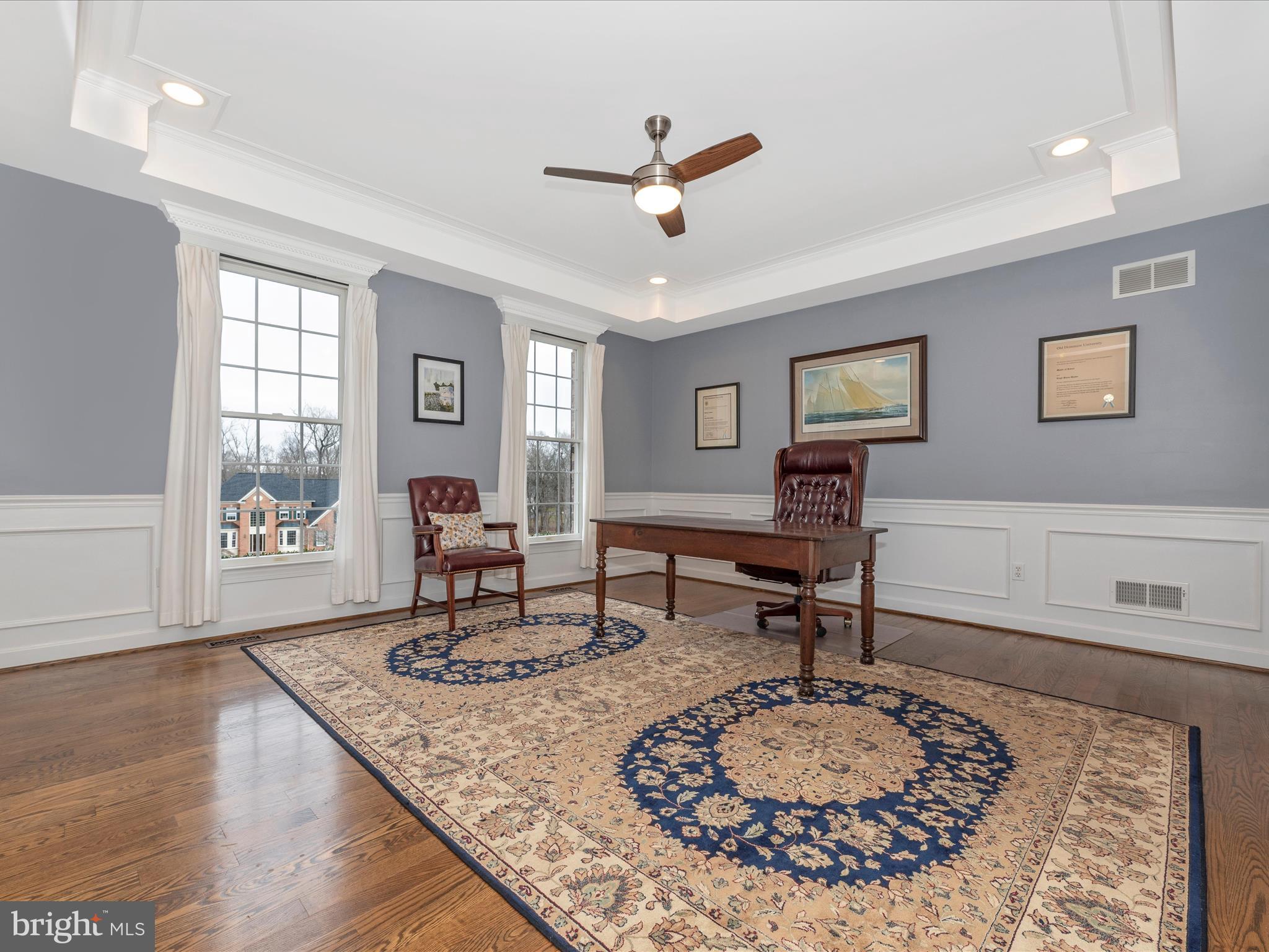 RIVER DOWNS - Residential