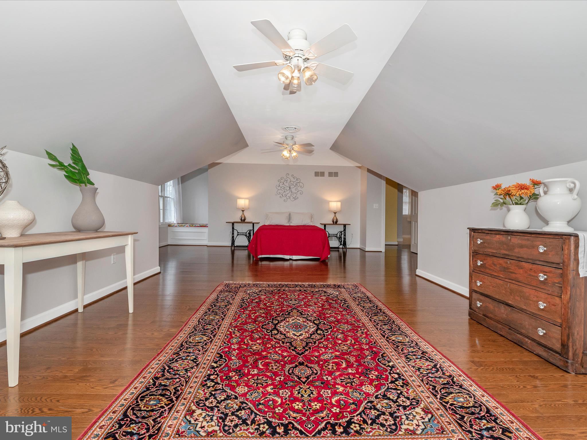 RIVER DOWNS - Residential