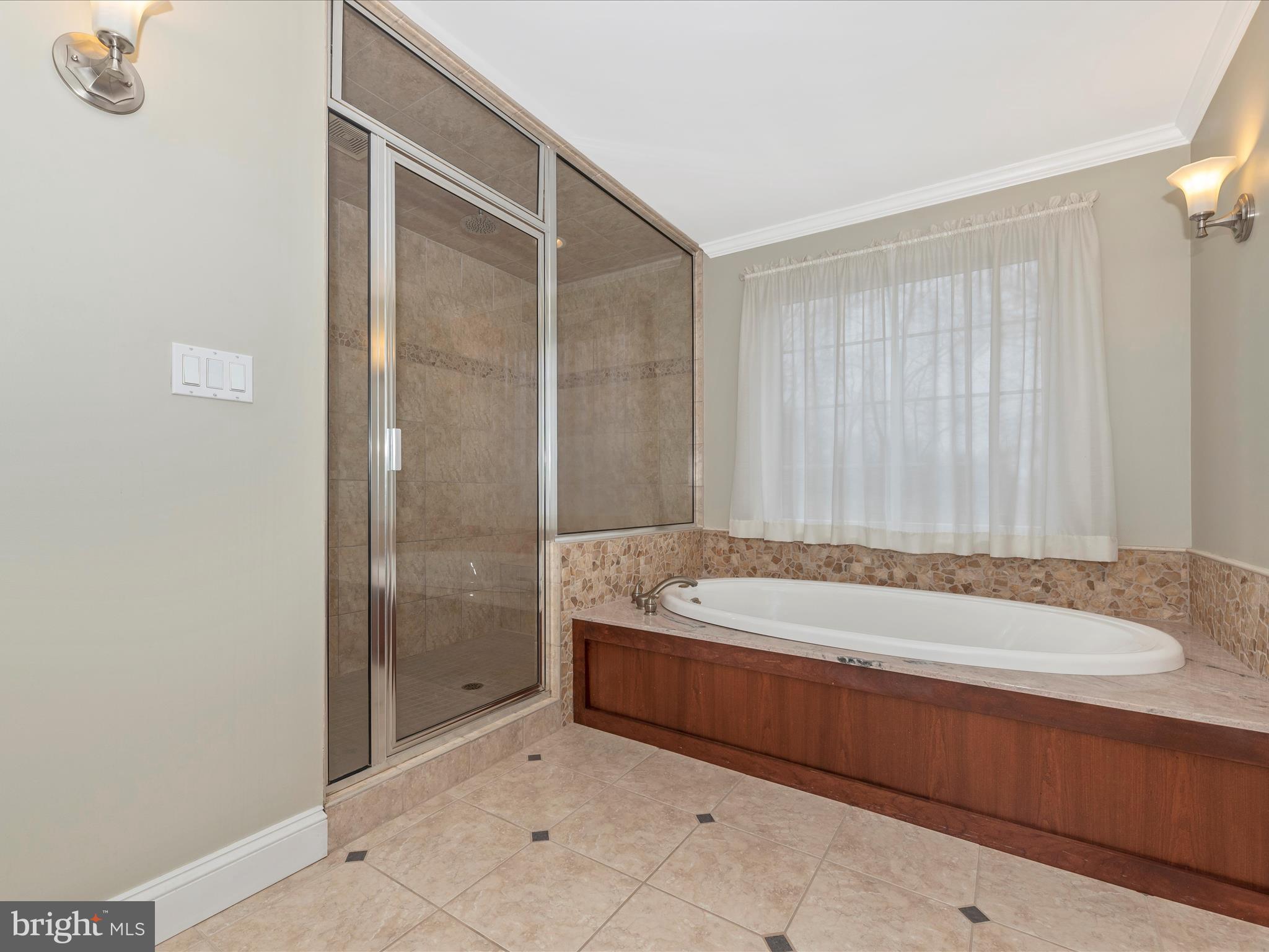 RIVER DOWNS - Residential