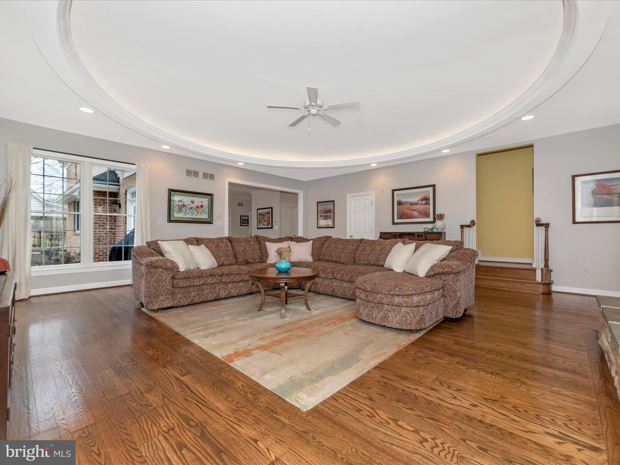 RIVER DOWNS - Residential