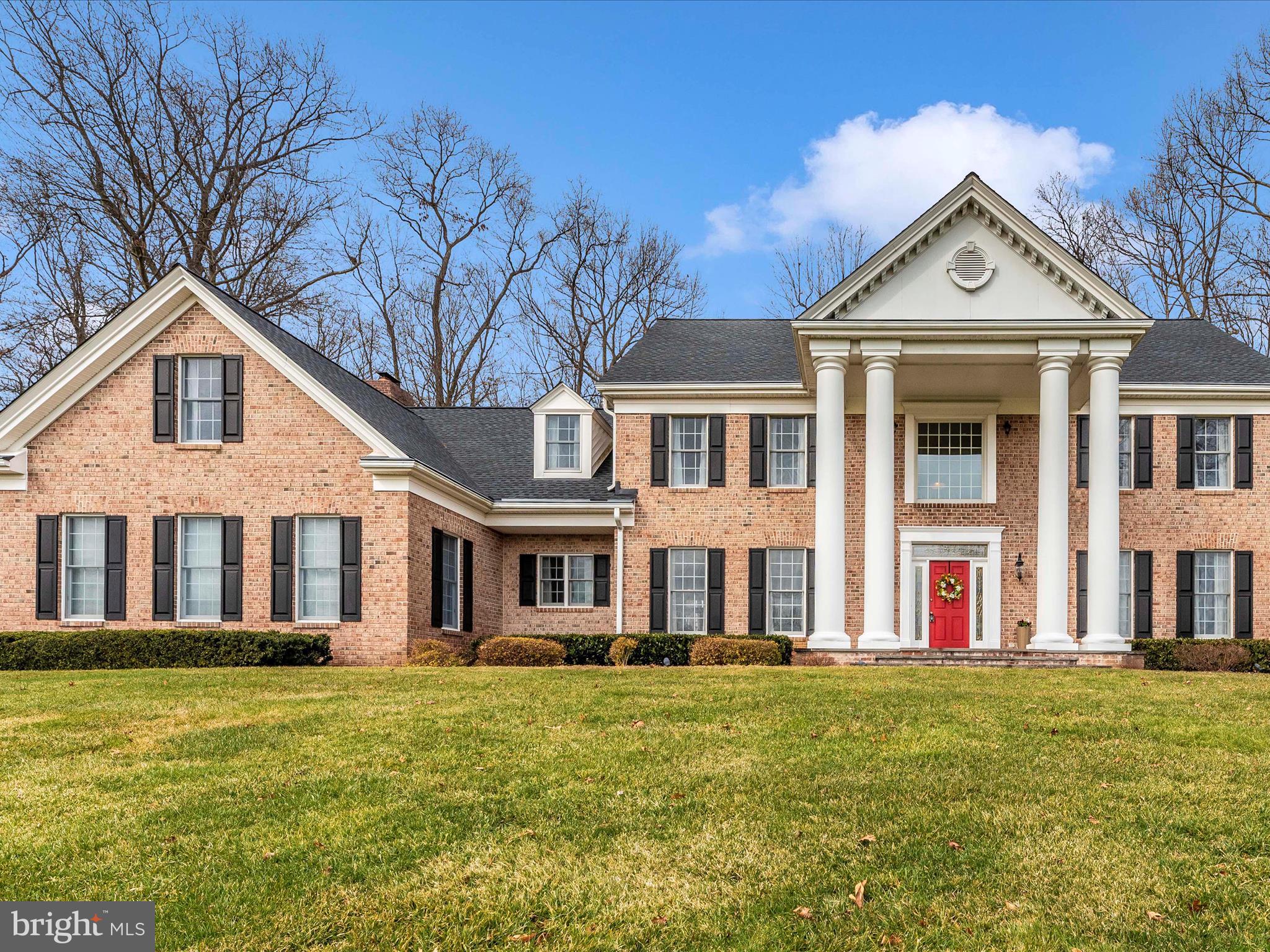 RIVER DOWNS - Residential