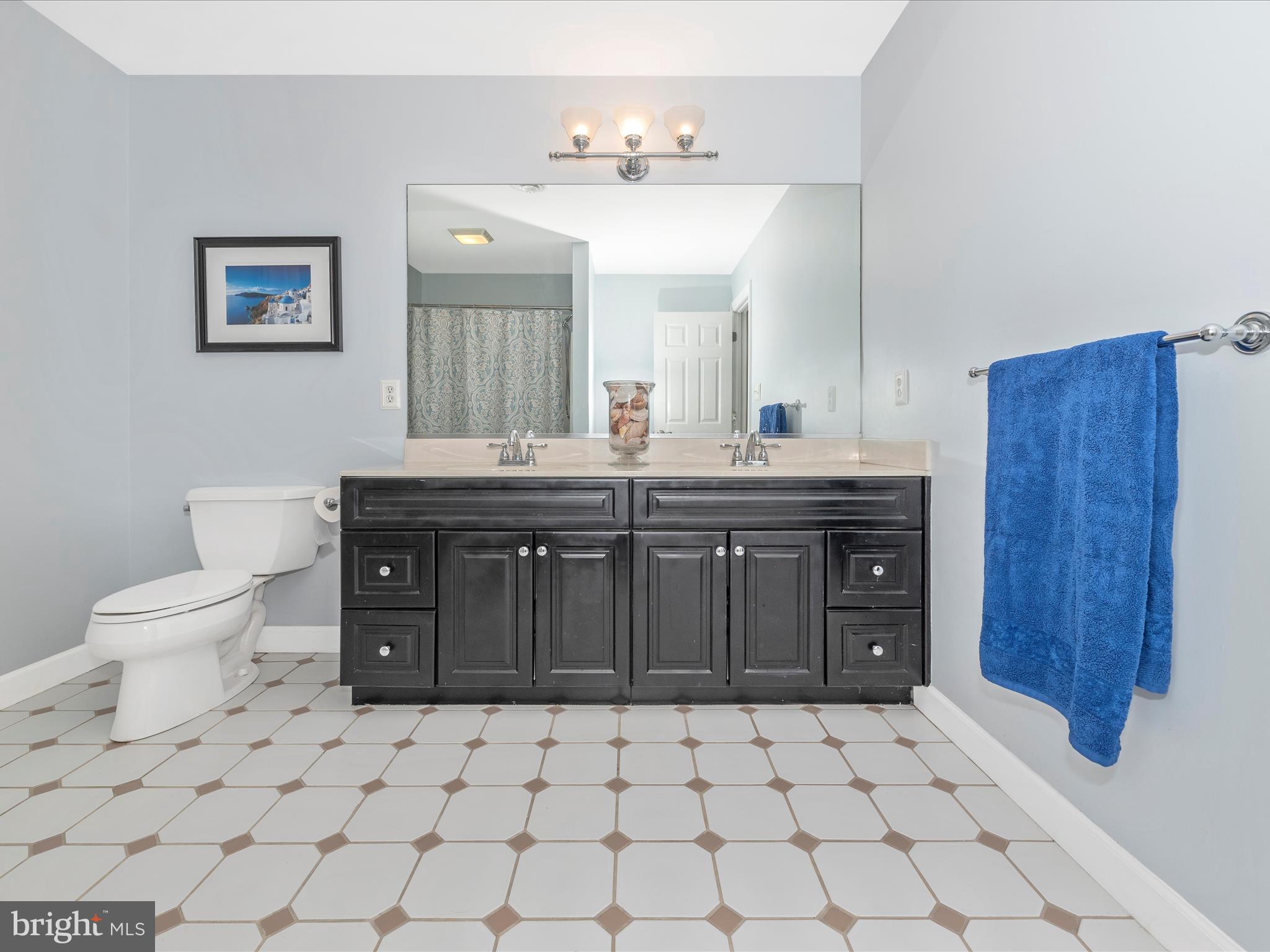 RIVER DOWNS - Residential