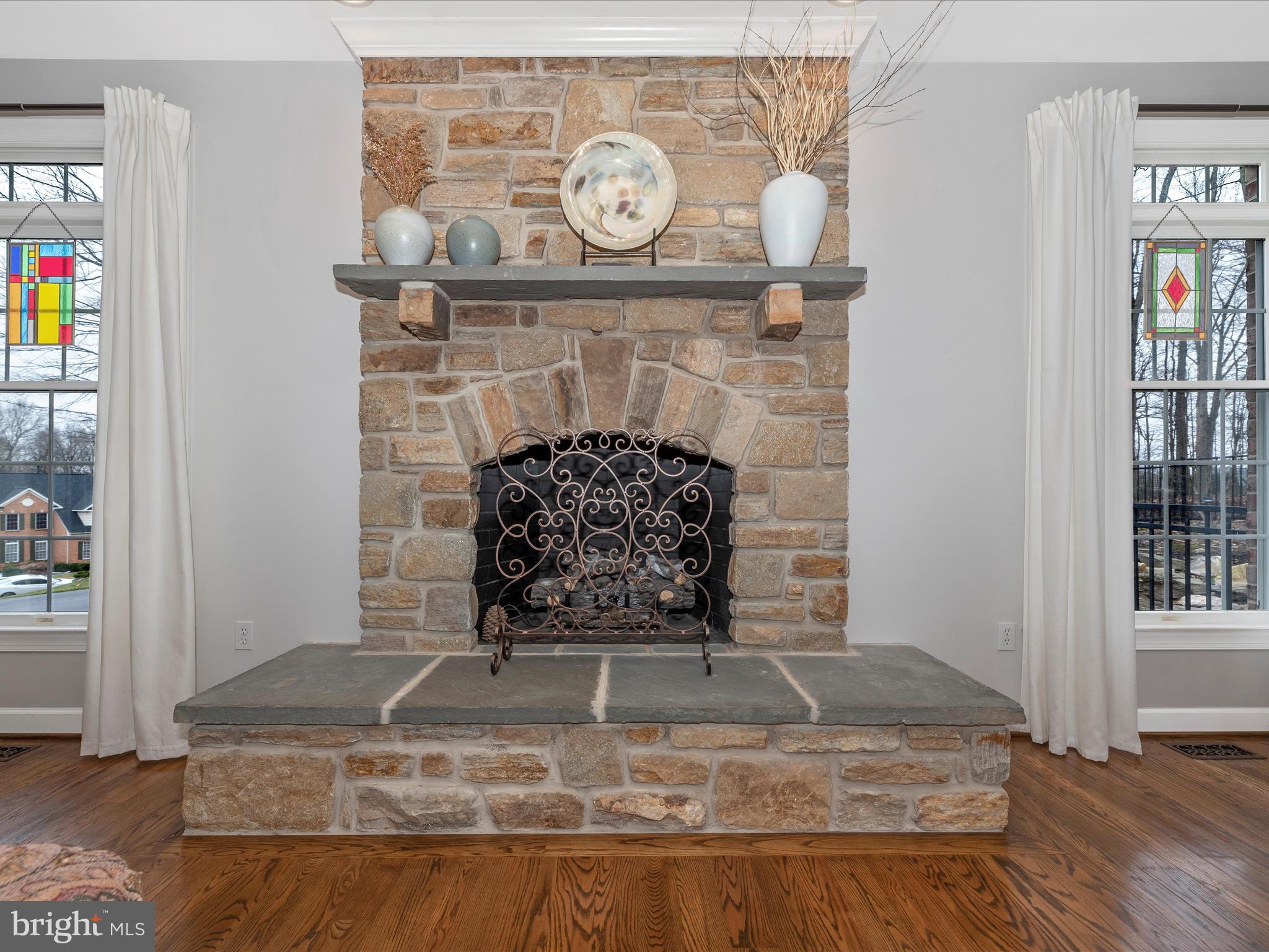 RIVER DOWNS - Residential