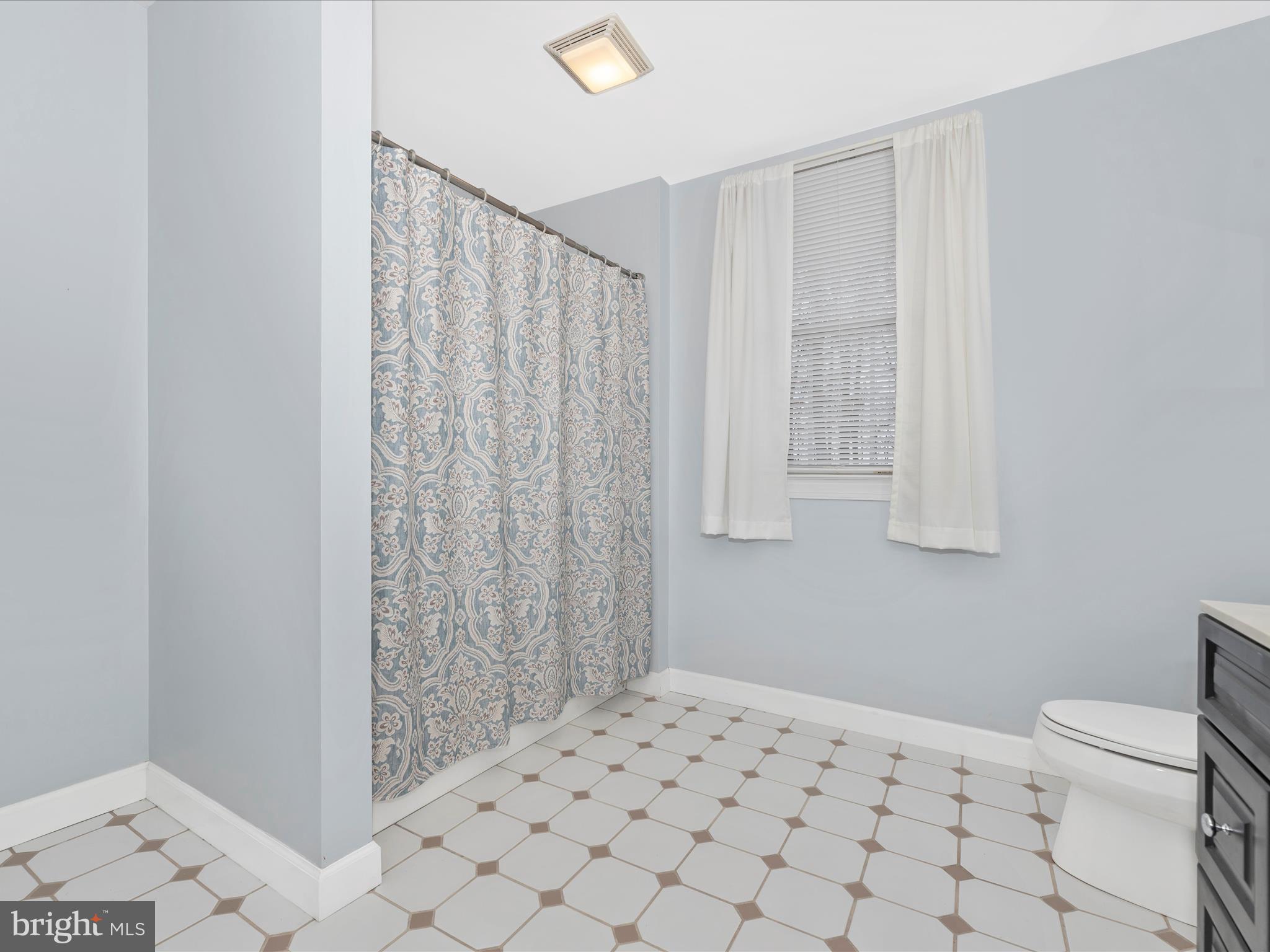 RIVER DOWNS - Residential