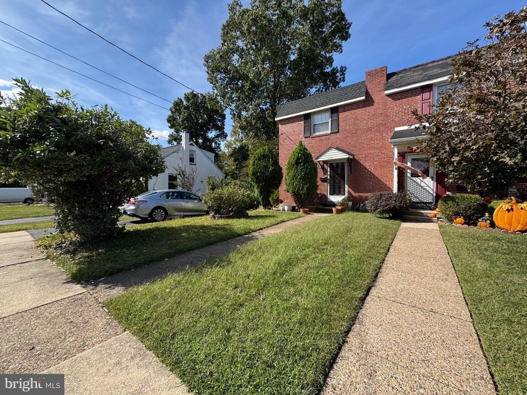 Photo of 236 Willard Drive, RIDLEY PARK, PA 19078 (MLS # PADE2101416)
