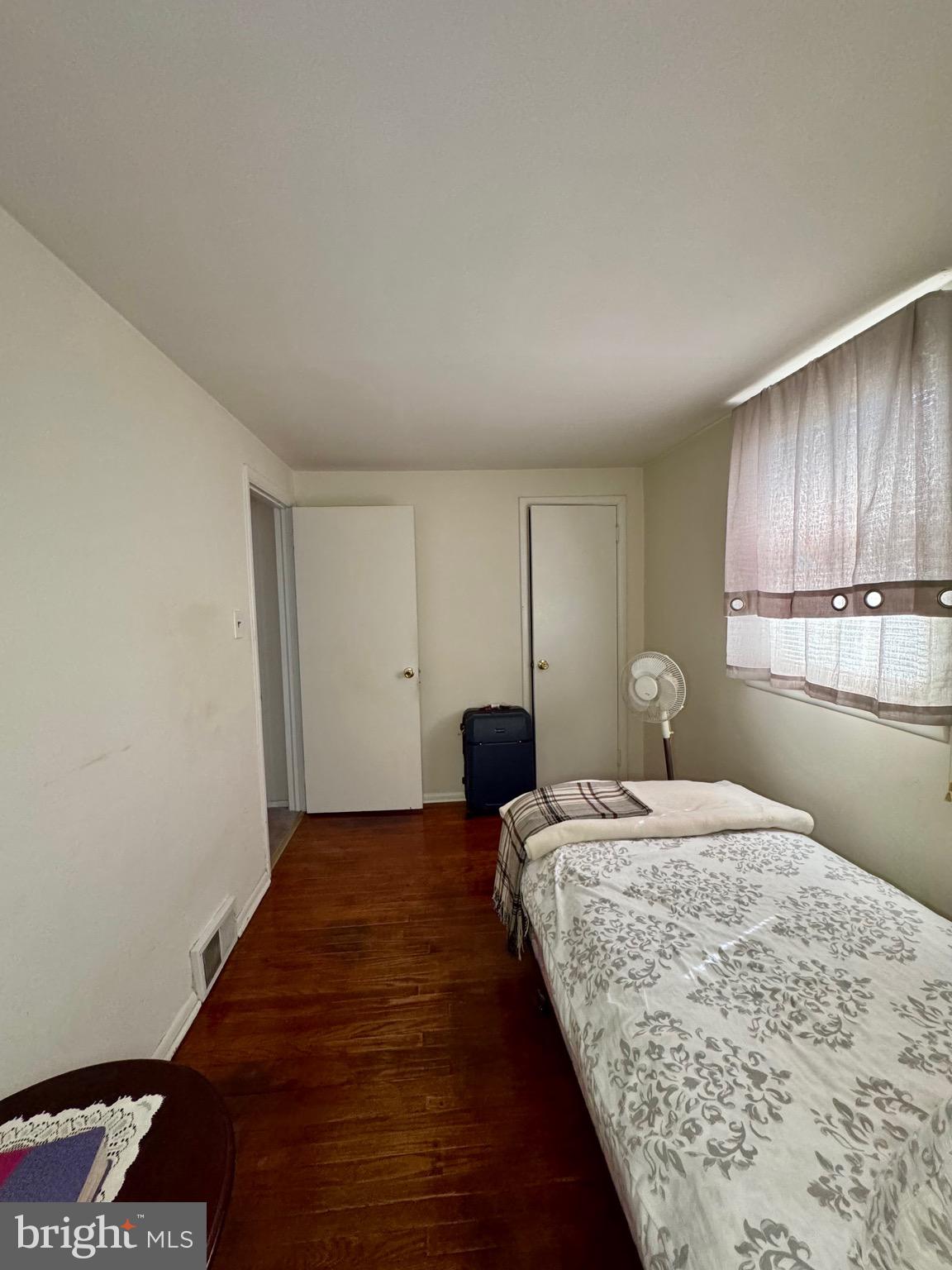 RIDLEY PARK - Residential