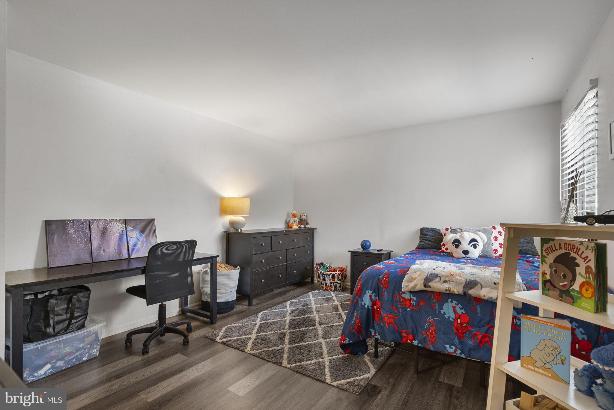 MEDFORD COMMONS - Residential