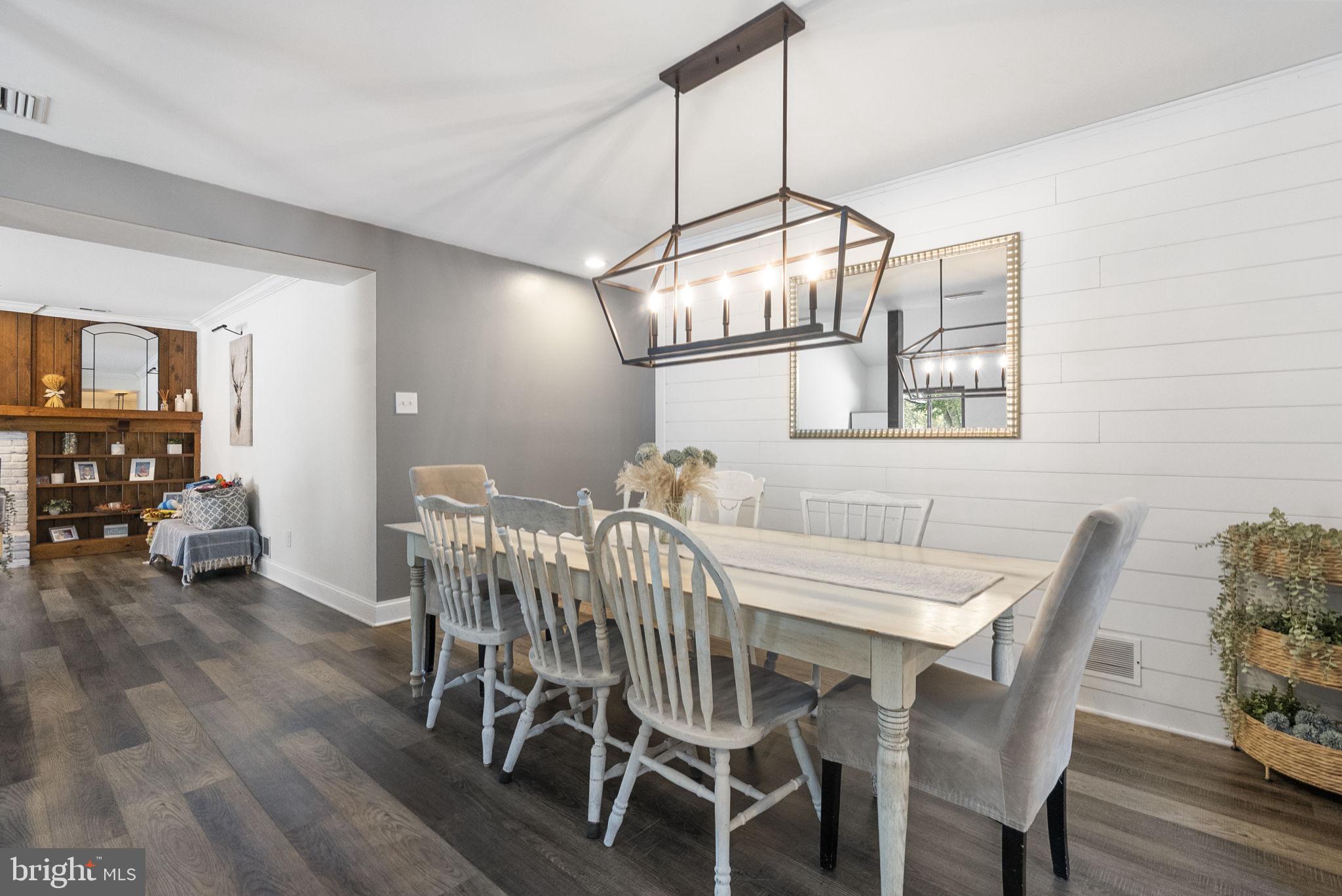 MEDFORD COMMONS - Residential