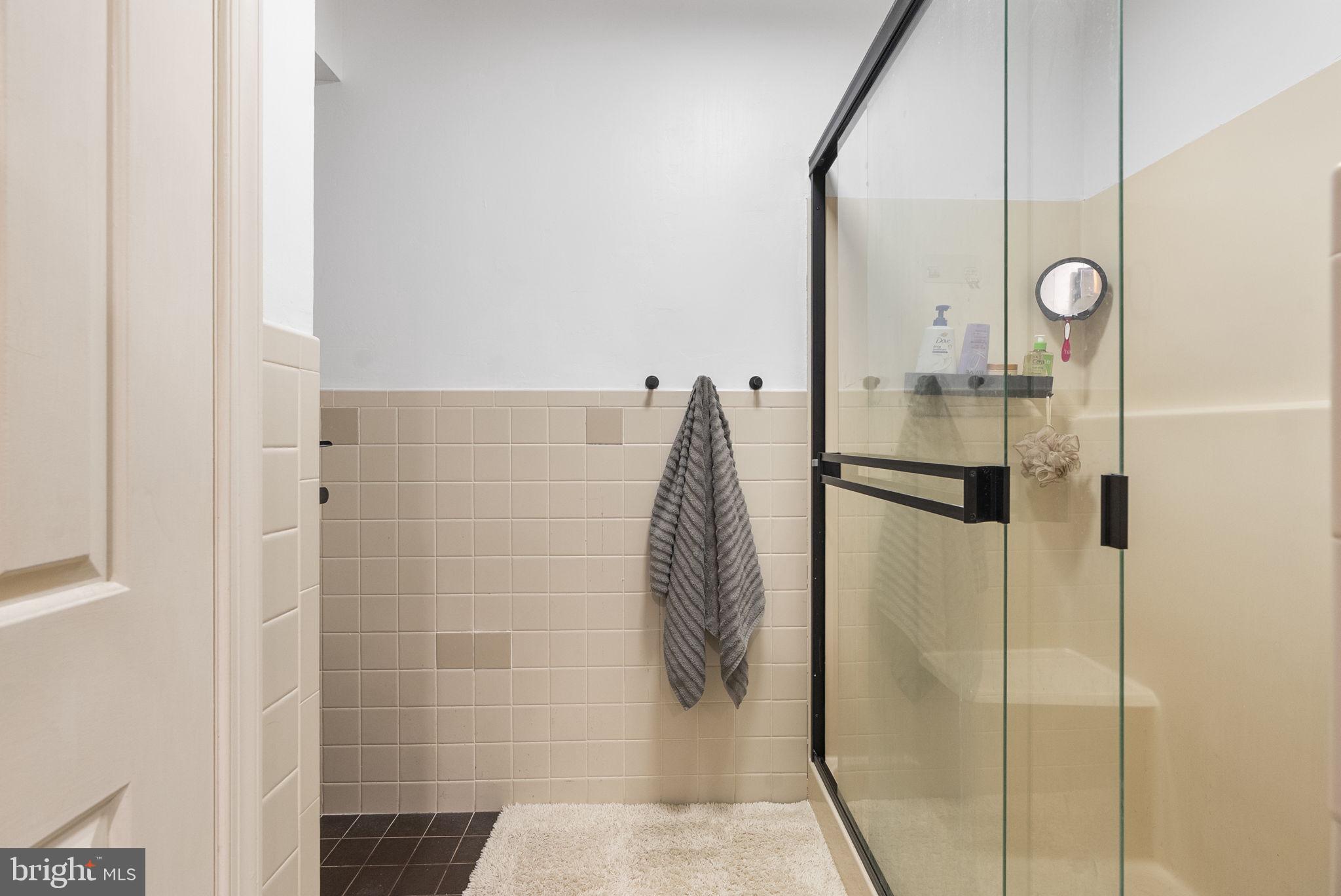 MEDFORD COMMONS - Residential