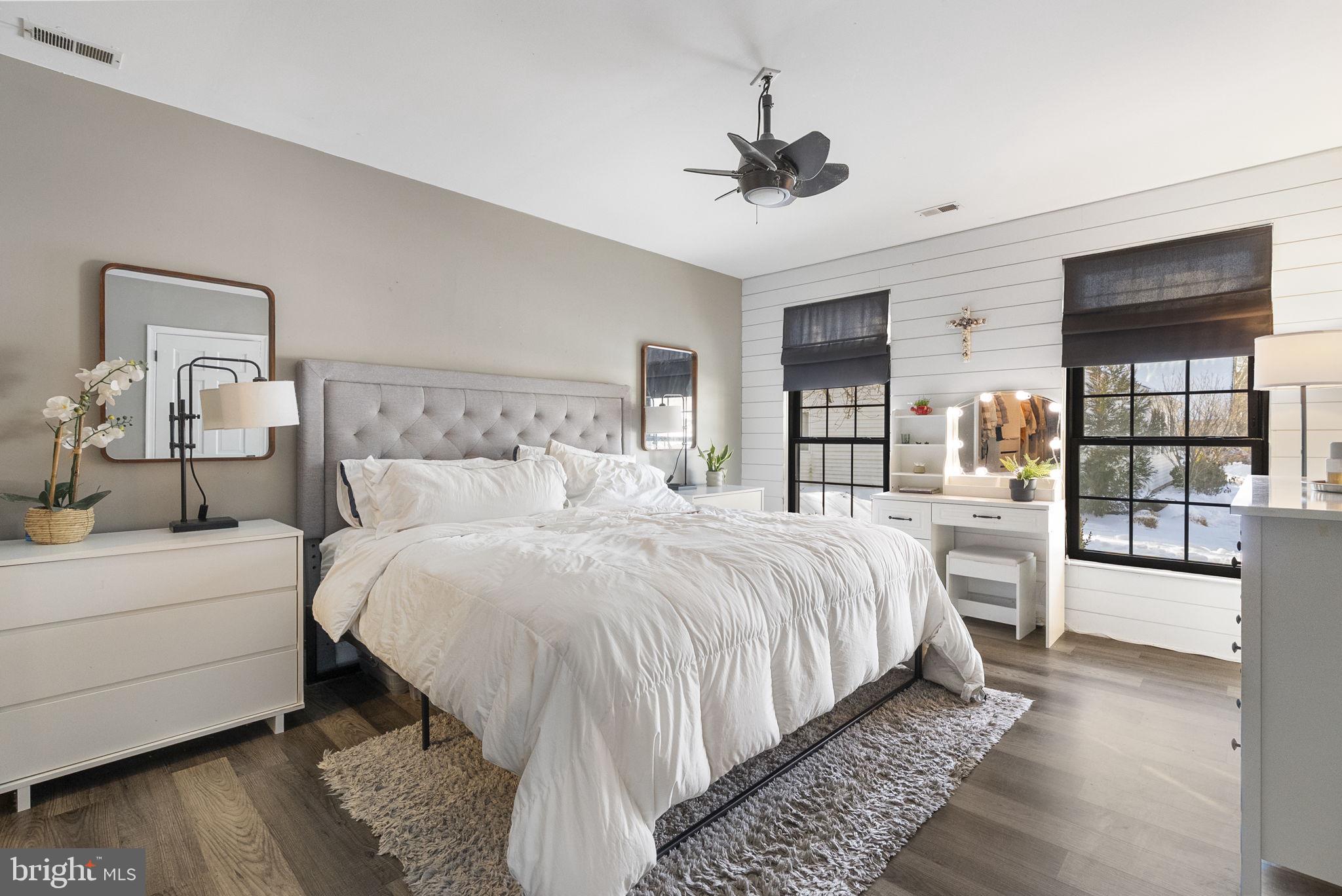 MEDFORD COMMONS - Residential