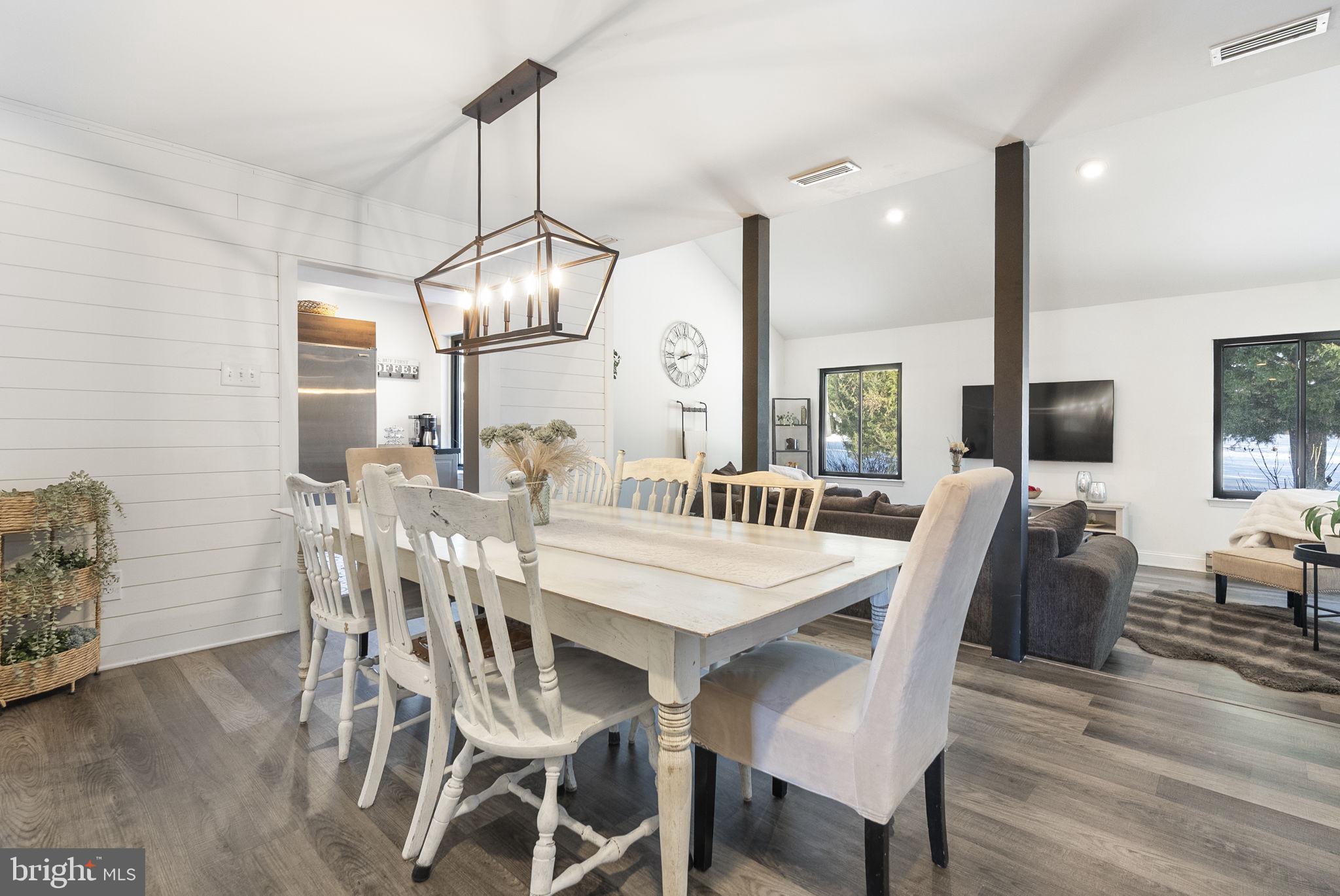 MEDFORD COMMONS - Residential