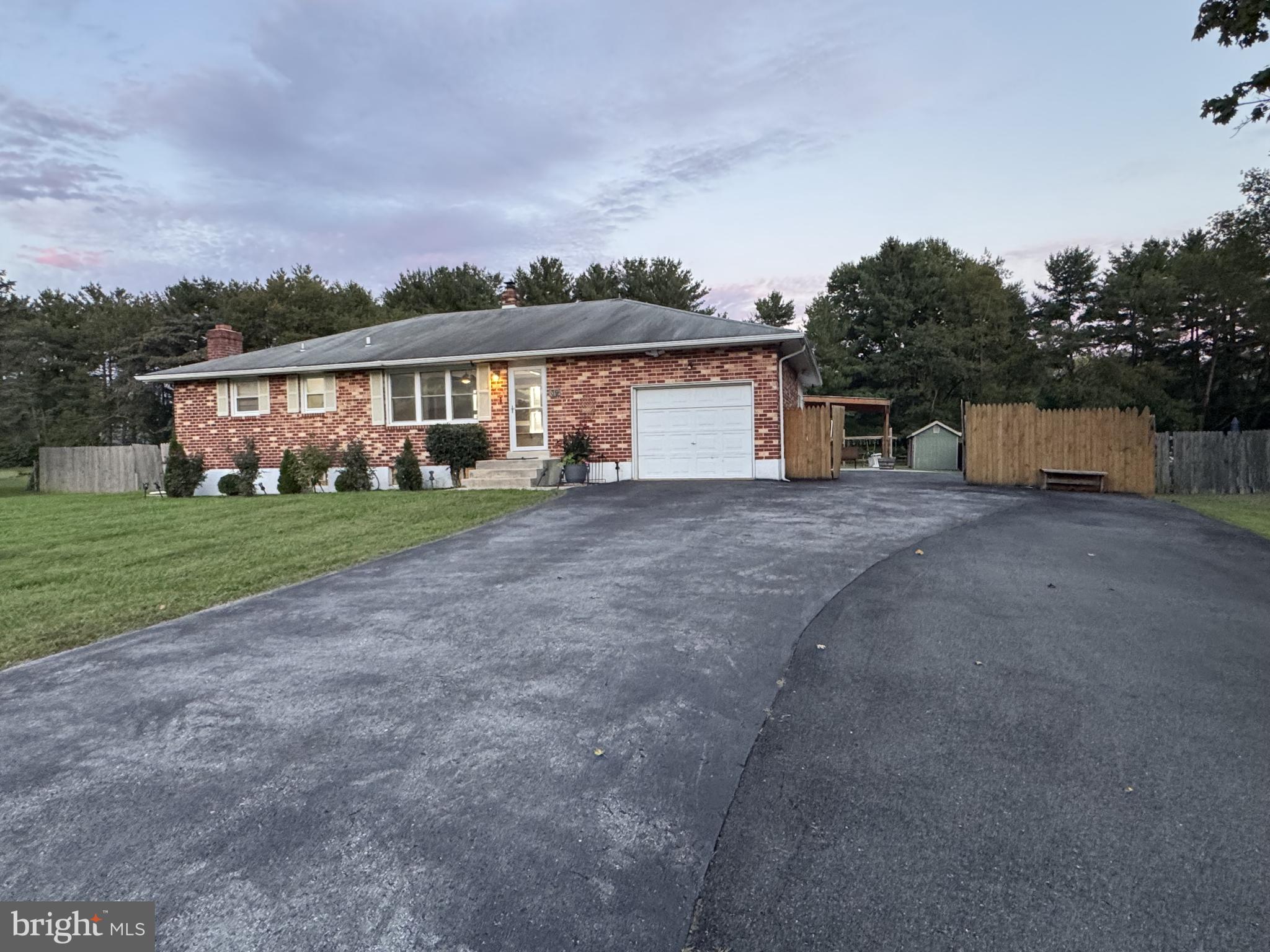 39 RAWLINGS DRIVE