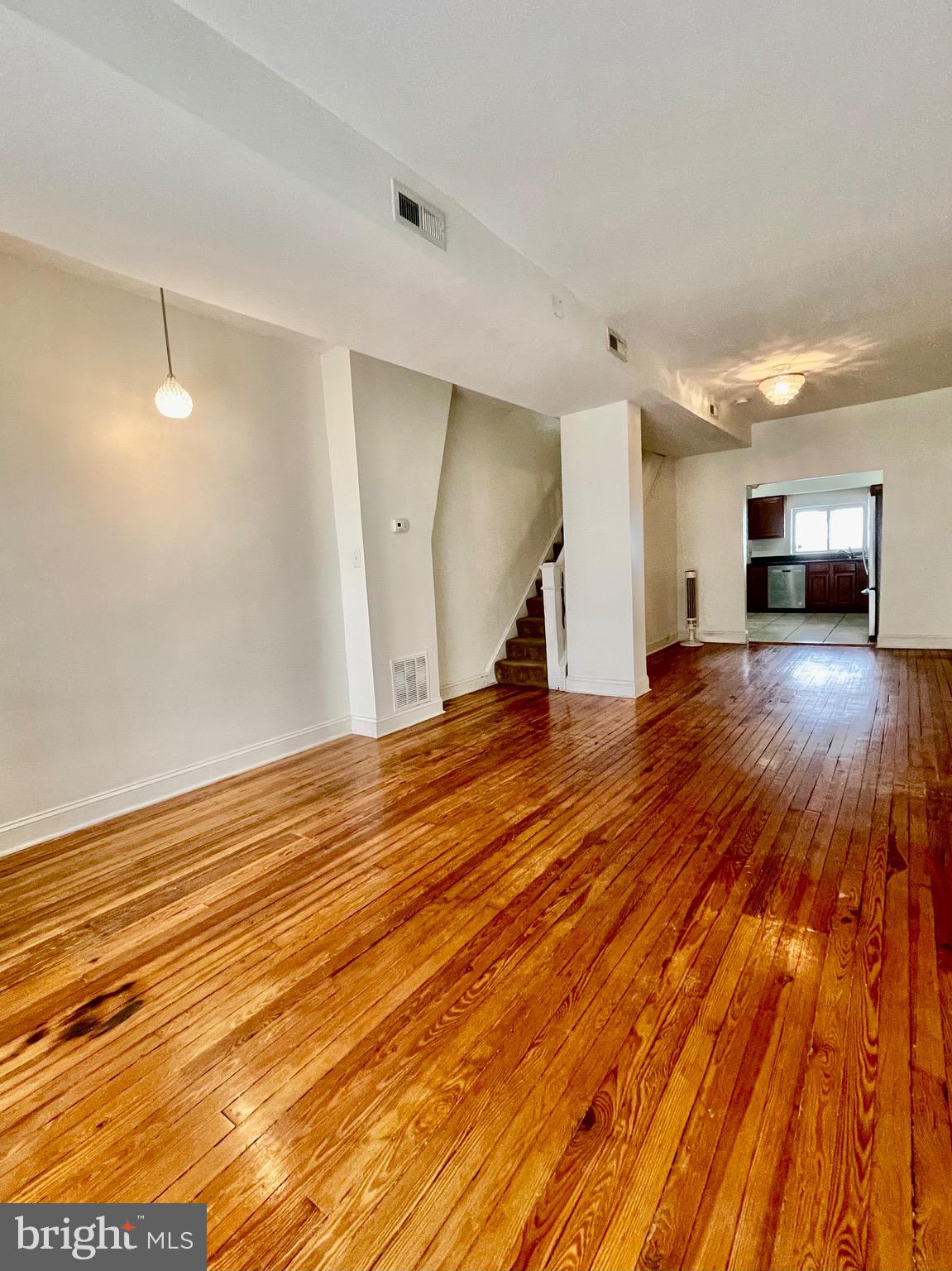 GREEKTOWN - Residential