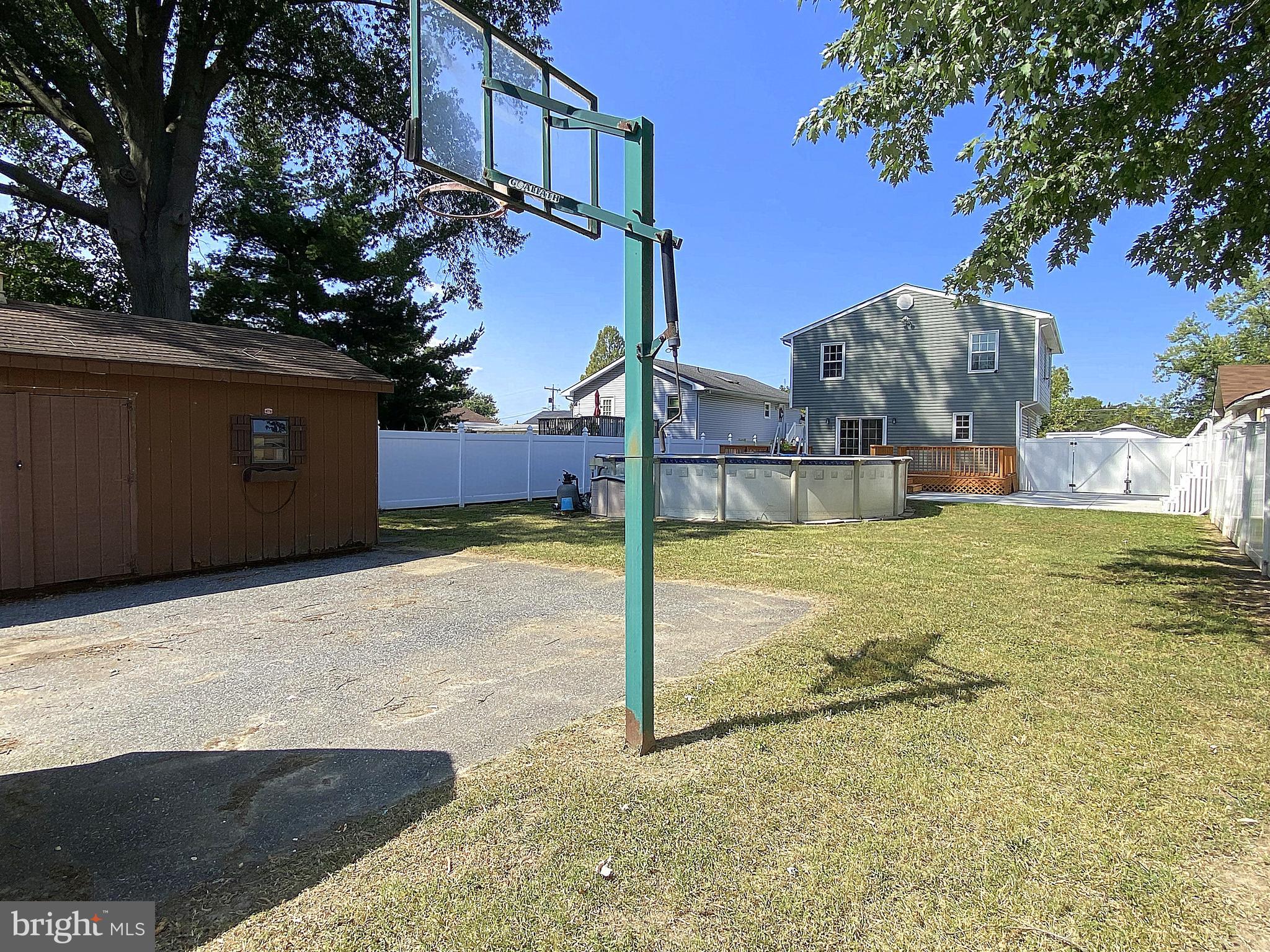 CHESAPEAKE TERRACE - Residential