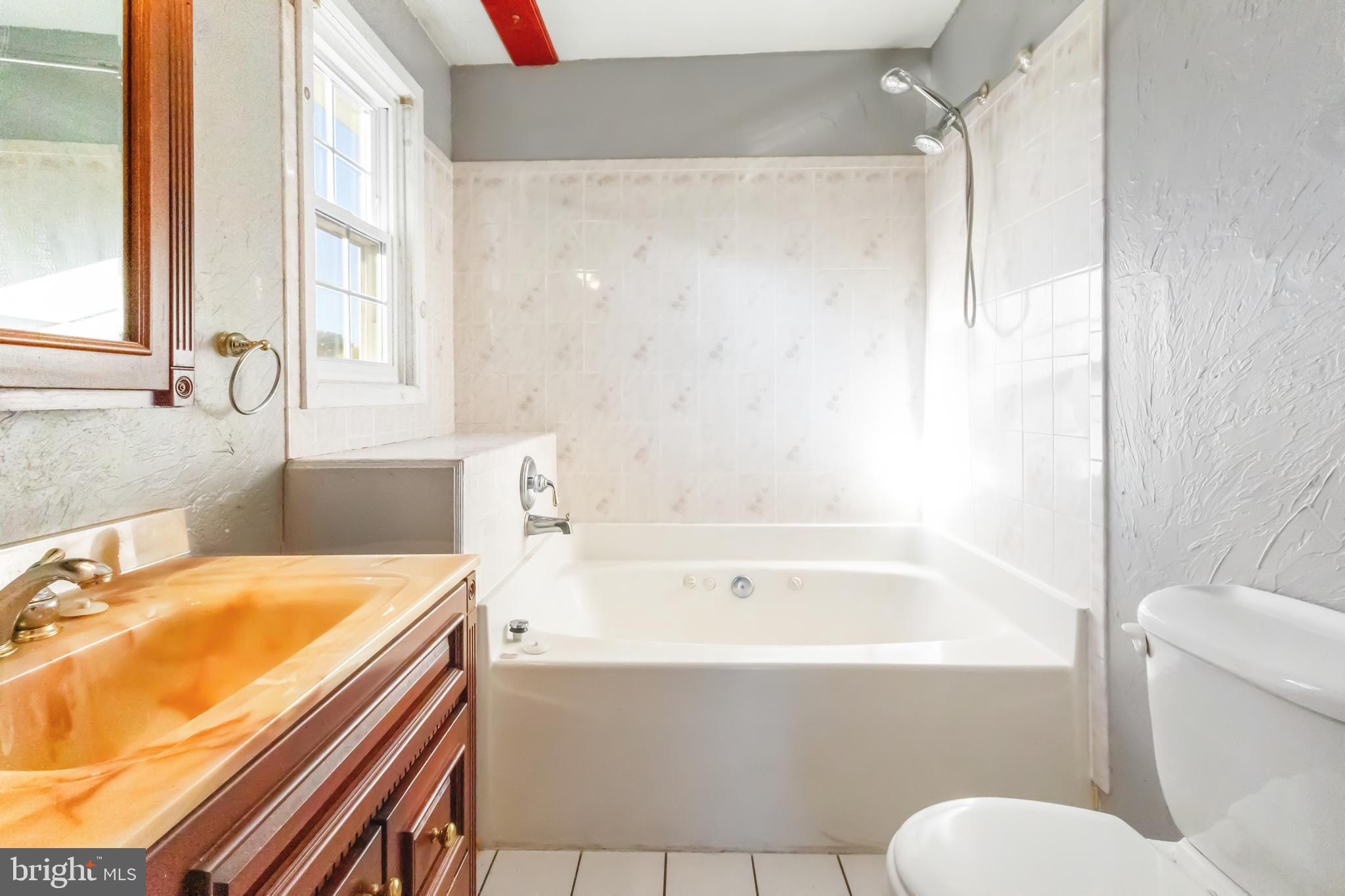 CHESAPEAKE TERRACE - Residential