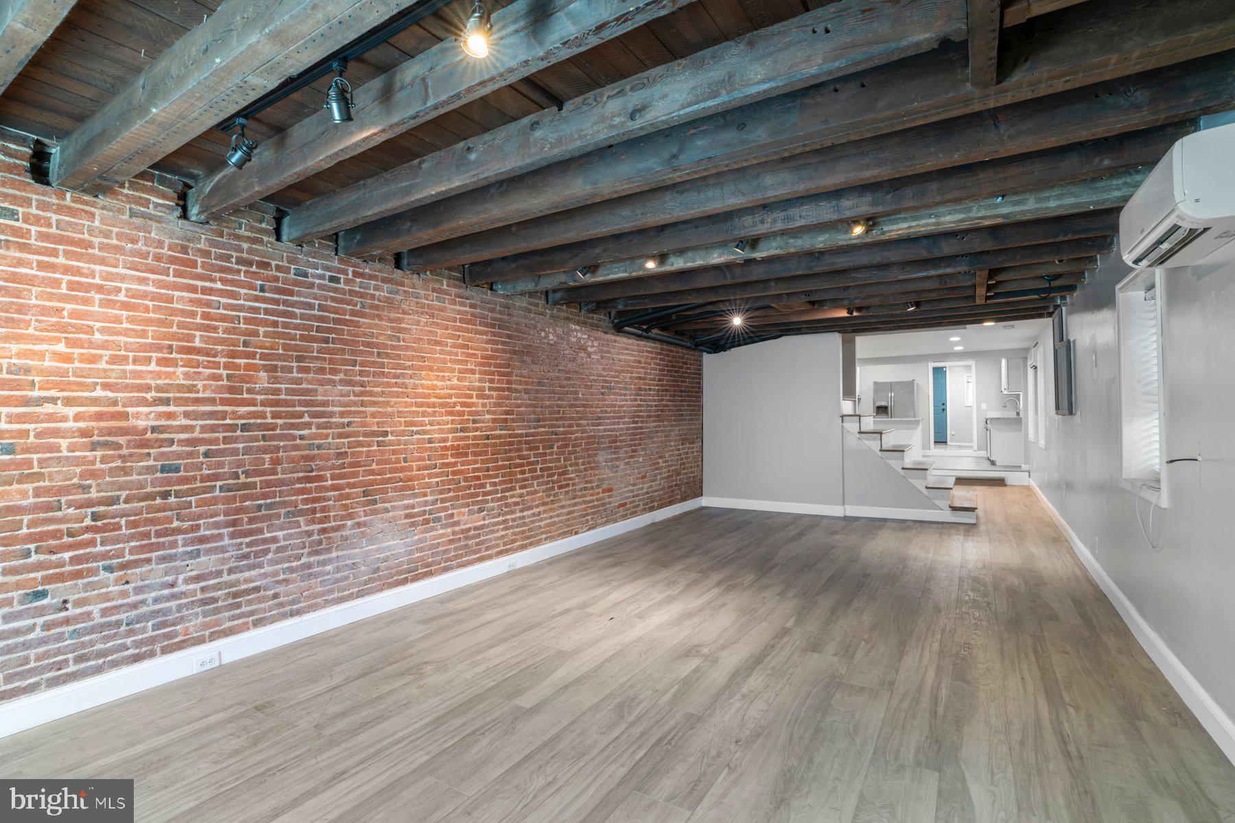 FELLS POINT HISTORIC DISTRICT - Residential Lease