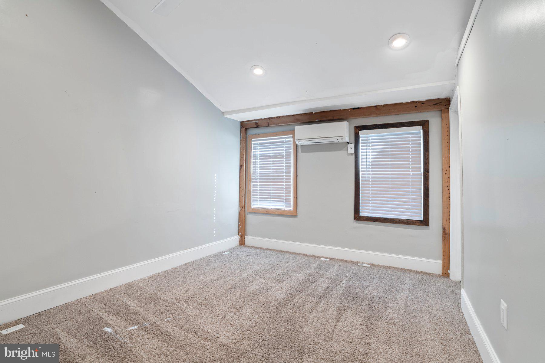 FELLS POINT HISTORIC DISTRICT - Residential Lease