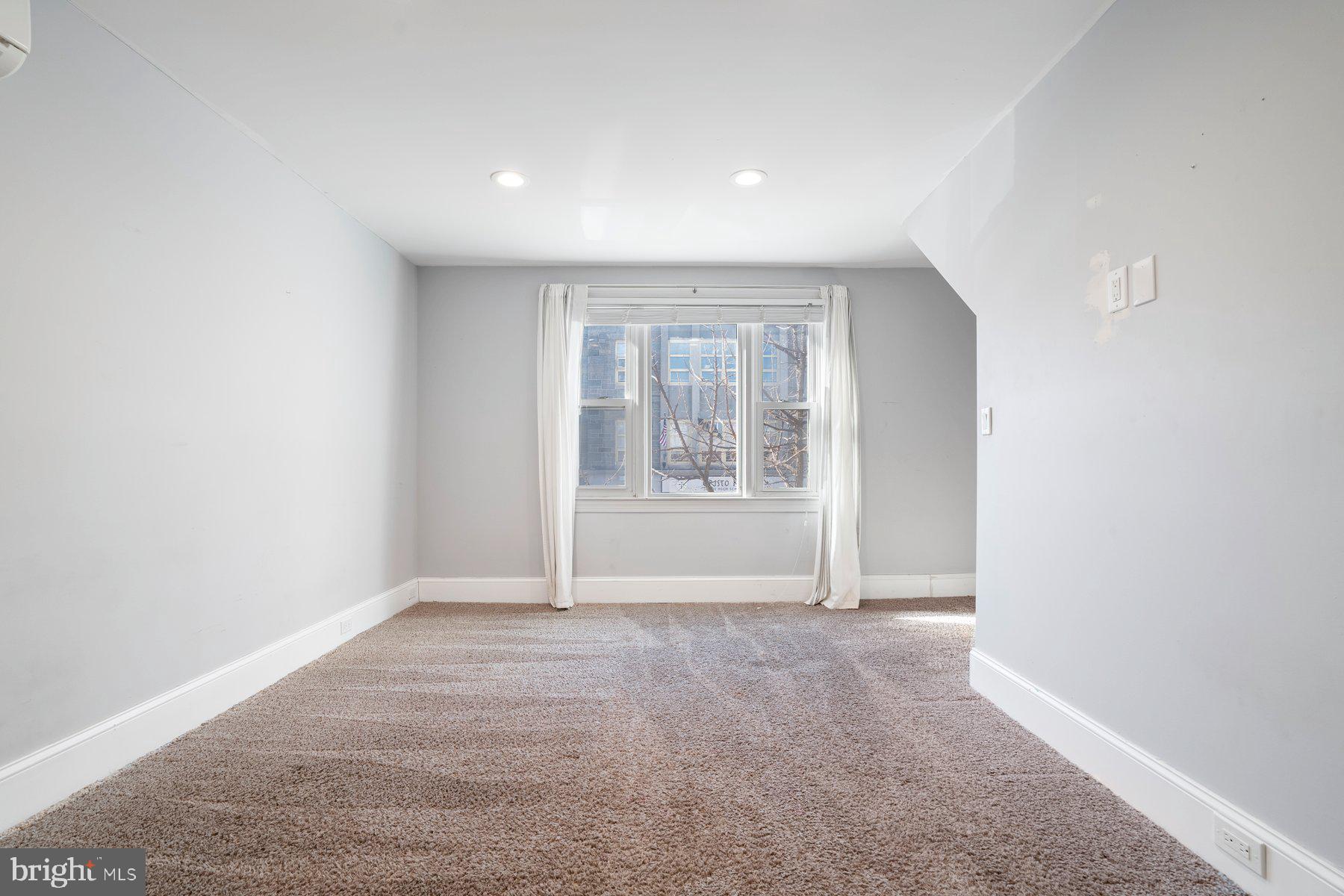 FELLS POINT HISTORIC DISTRICT - Residential Lease