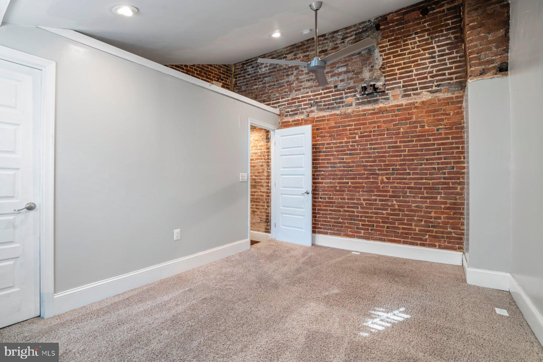 FELLS POINT HISTORIC DISTRICT - Residential Lease