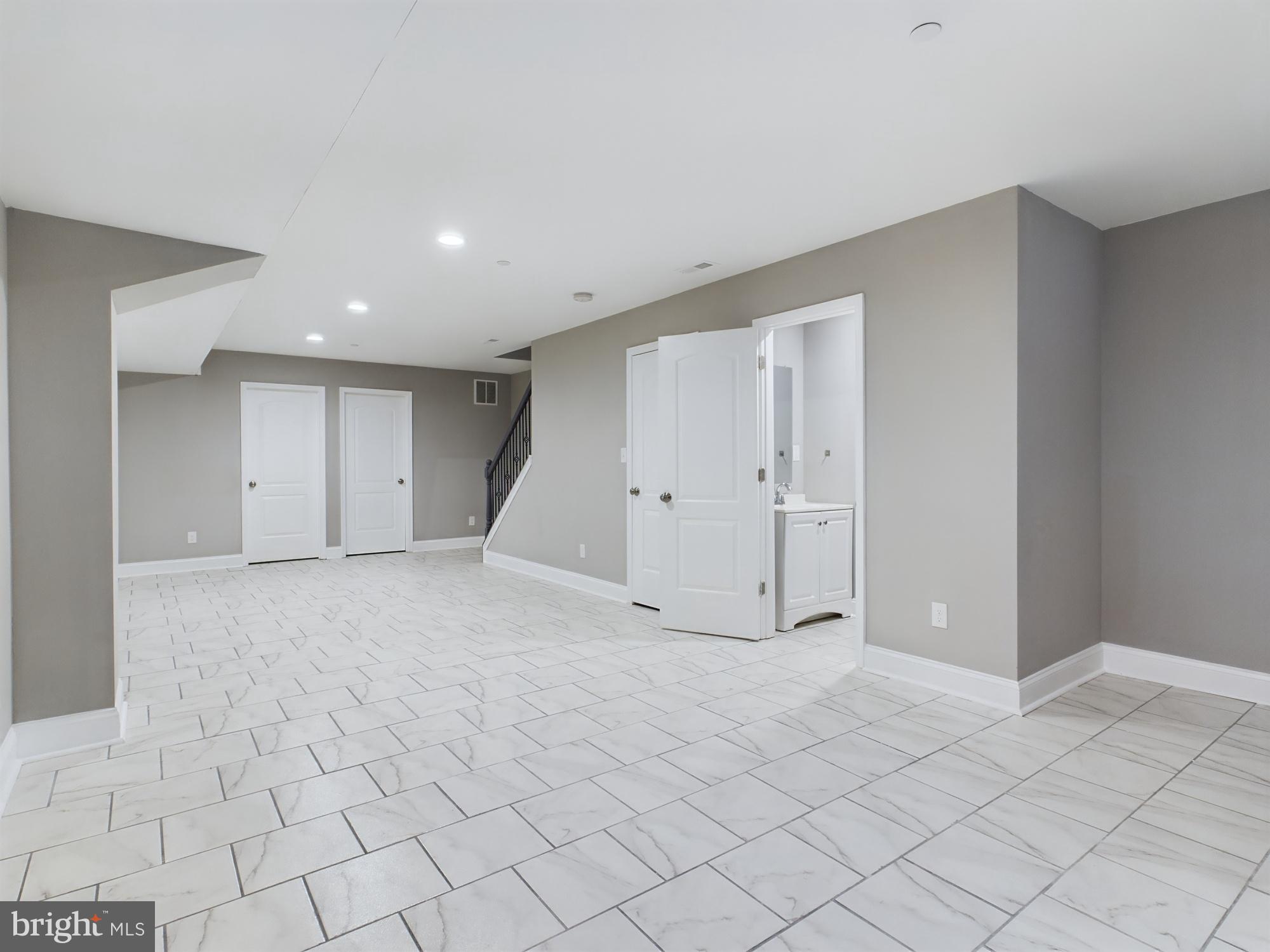 JOHNS HOPKINS - Residential