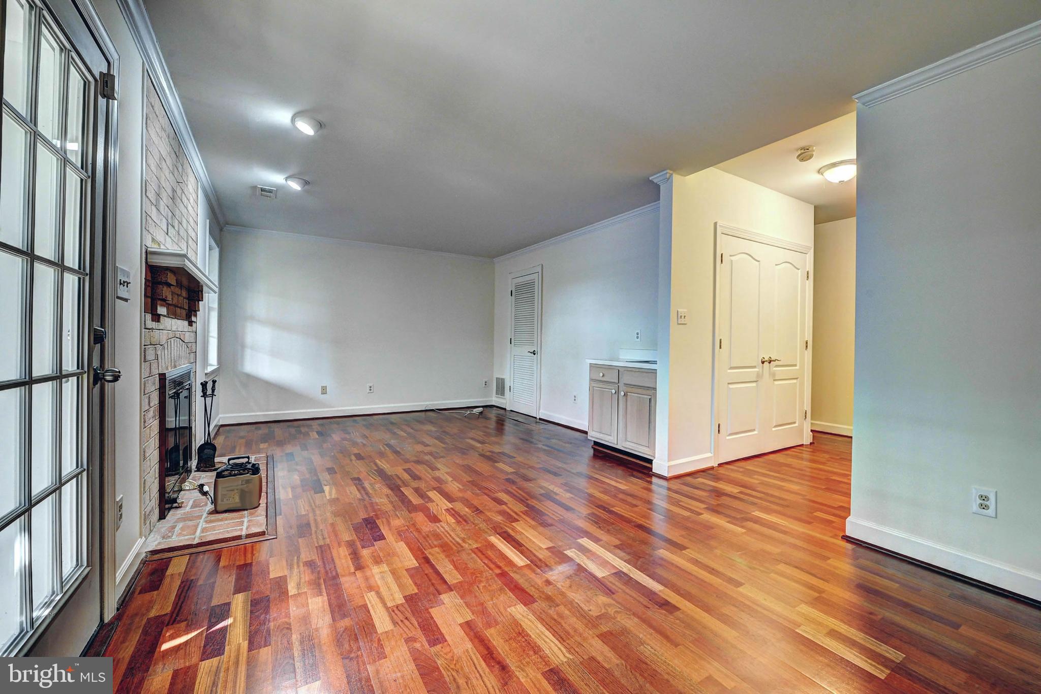 COLONIES OF MADRILLON - Residential Lease