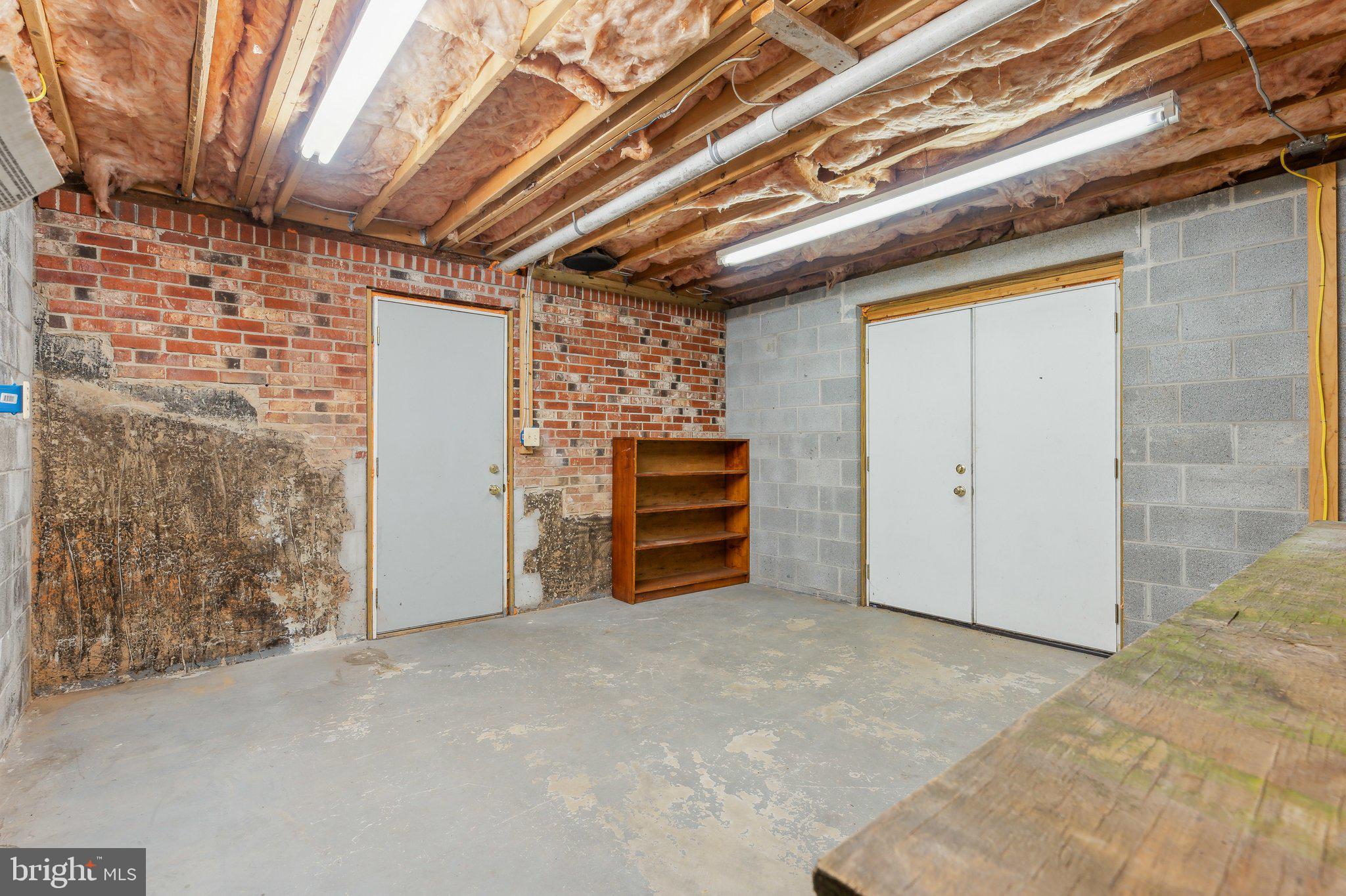 DAMASCUS OUTSIDE - Residential