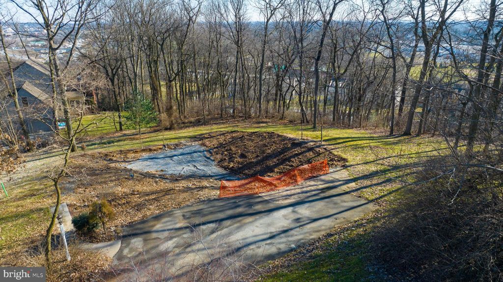 Photo of 109 ROUNDTOP DR, LANCASTER, PA 17601 (MLS # PALA2030218)