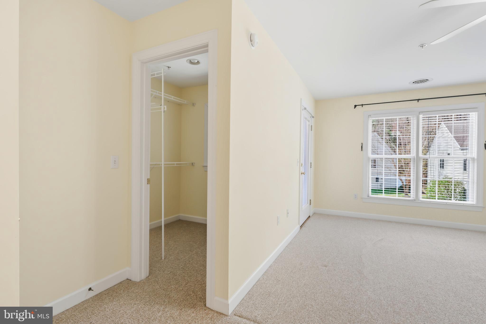 EASTON CLUB - Residential