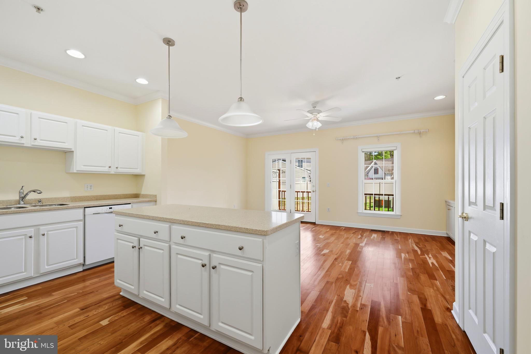 EASTON CLUB - Residential