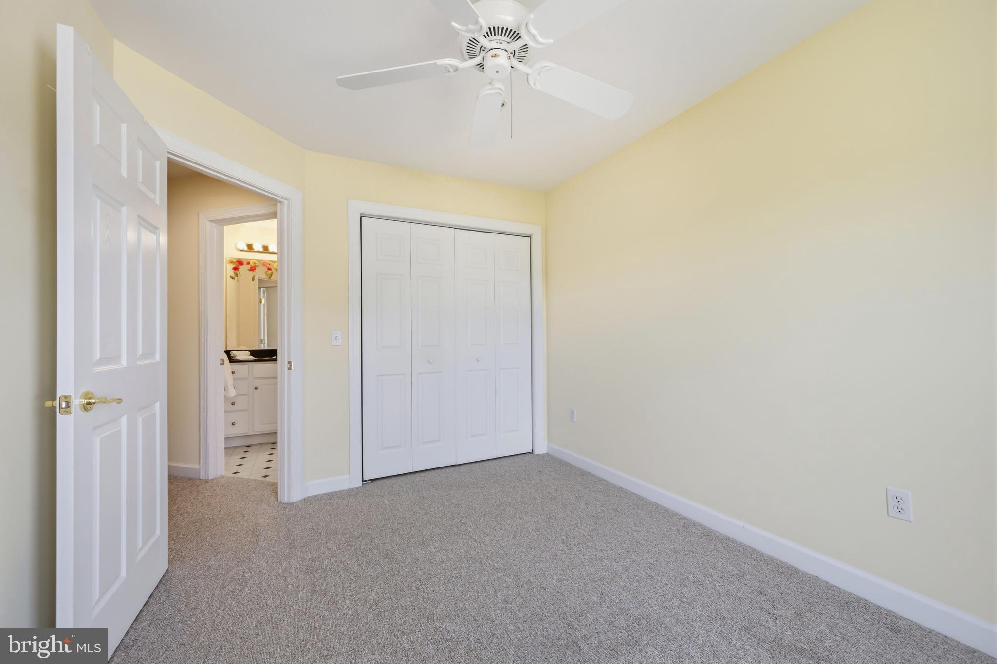 EASTON CLUB - Residential