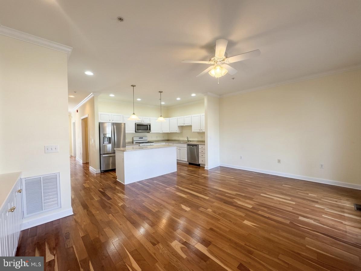 EASTON CLUB - Residential