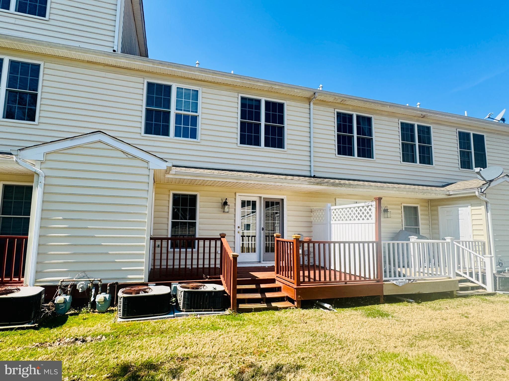 EASTON CLUB - Residential