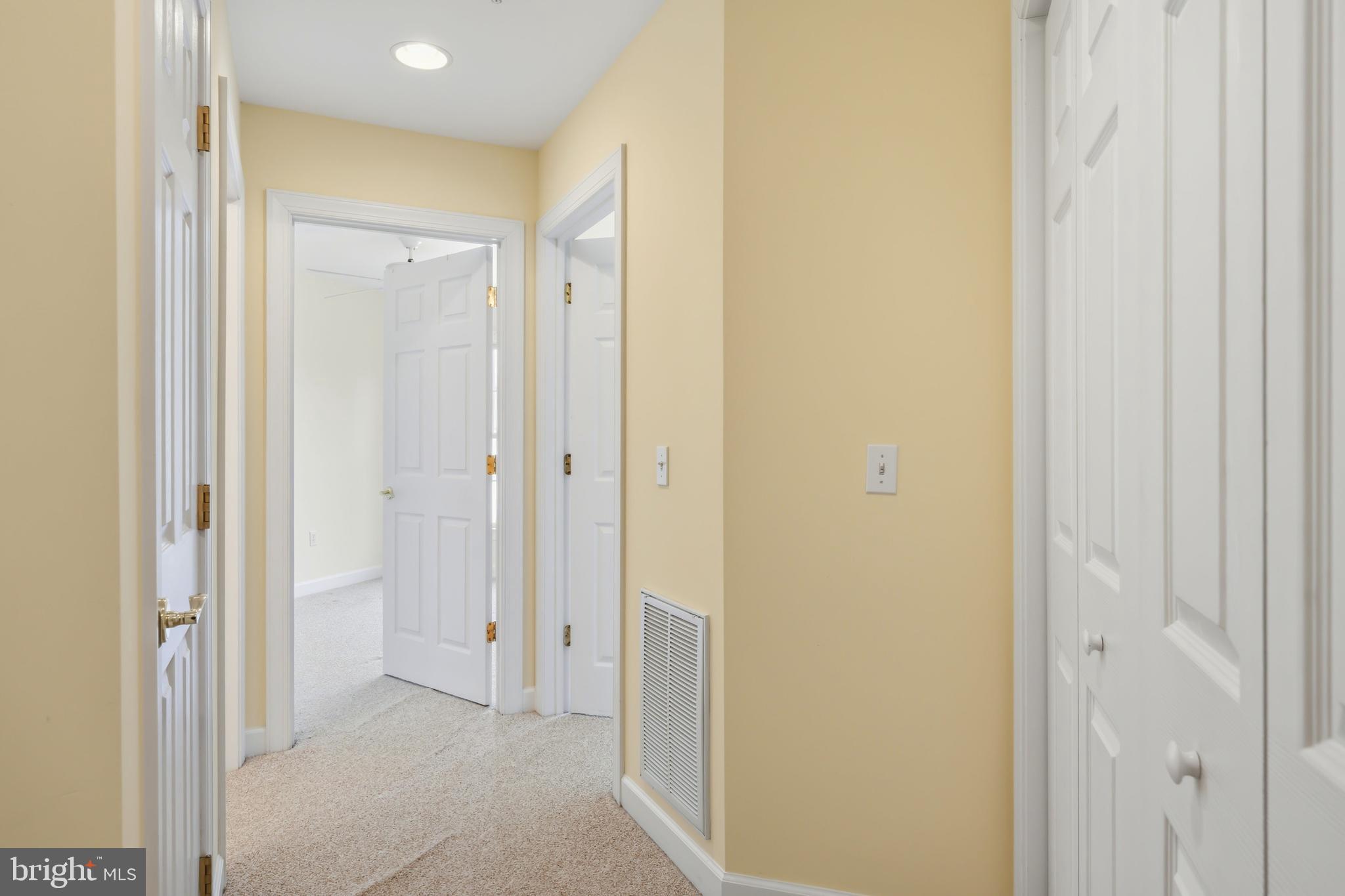 EASTON CLUB - Residential