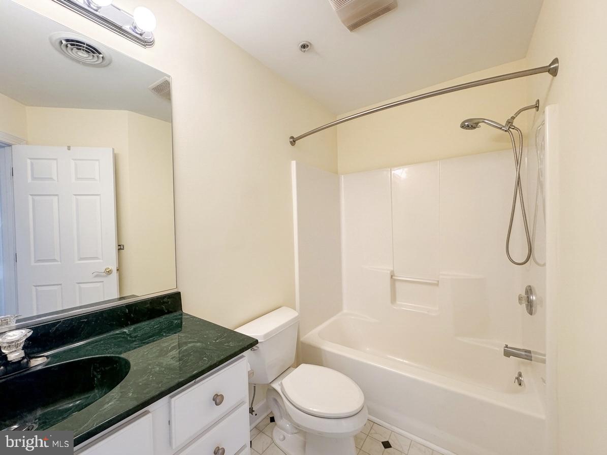 EASTON CLUB - Residential