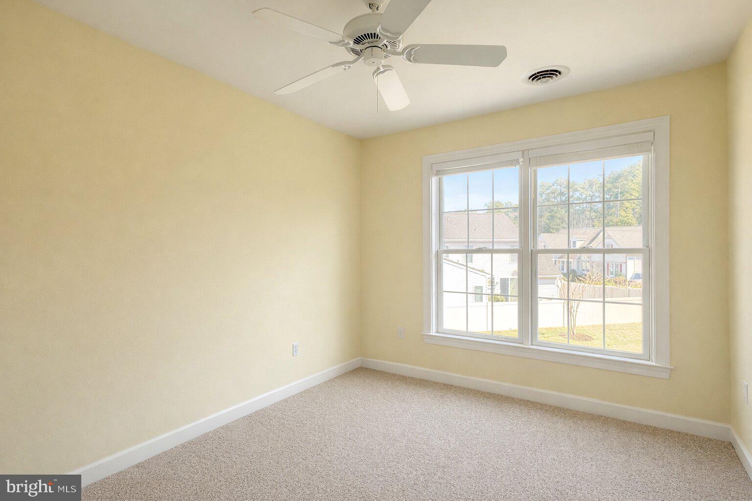 EASTON CLUB - Residential