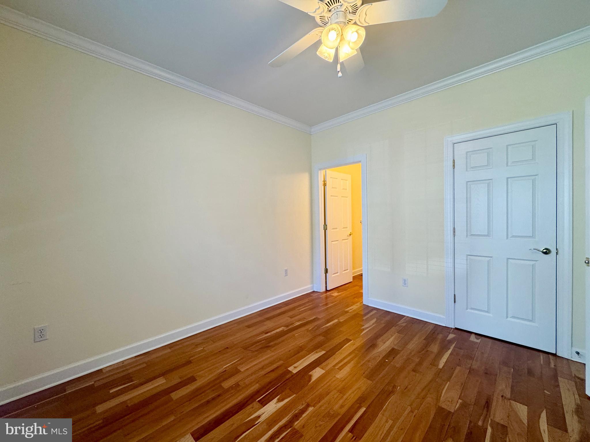 EASTON CLUB - Residential