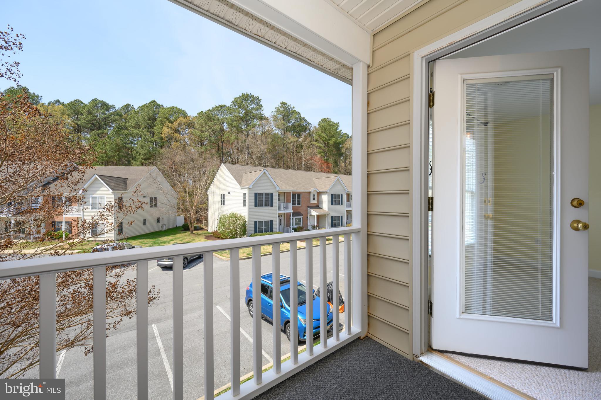 EASTON CLUB - Residential