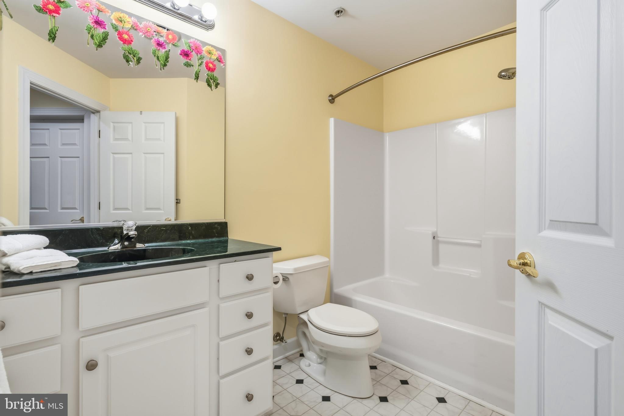 EASTON CLUB - Residential