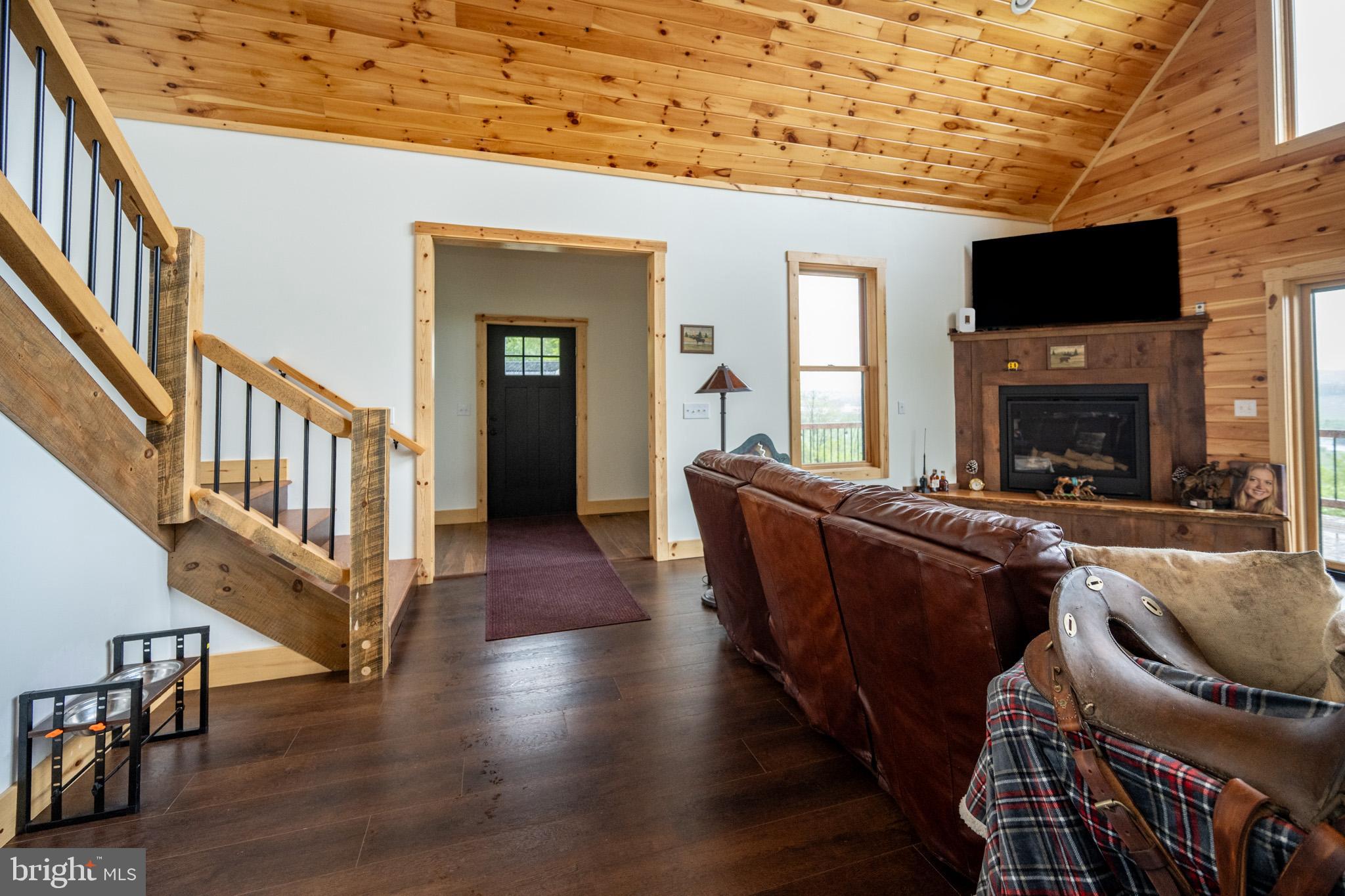 SWEET REWARDS FARM - Residential