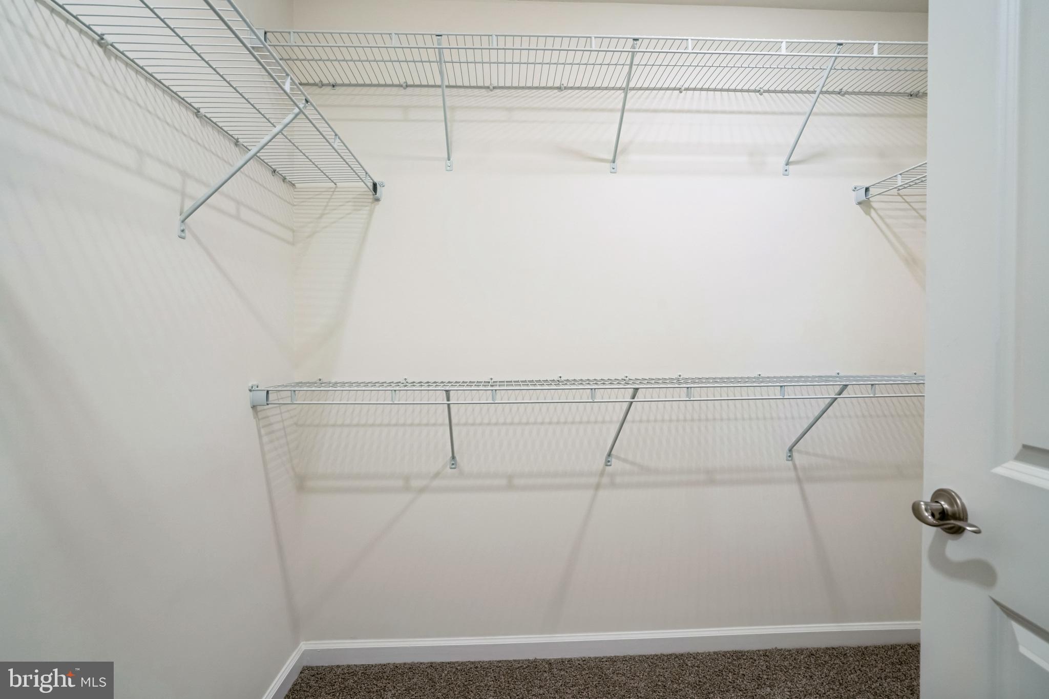 DEEP HARBOUR - Residential