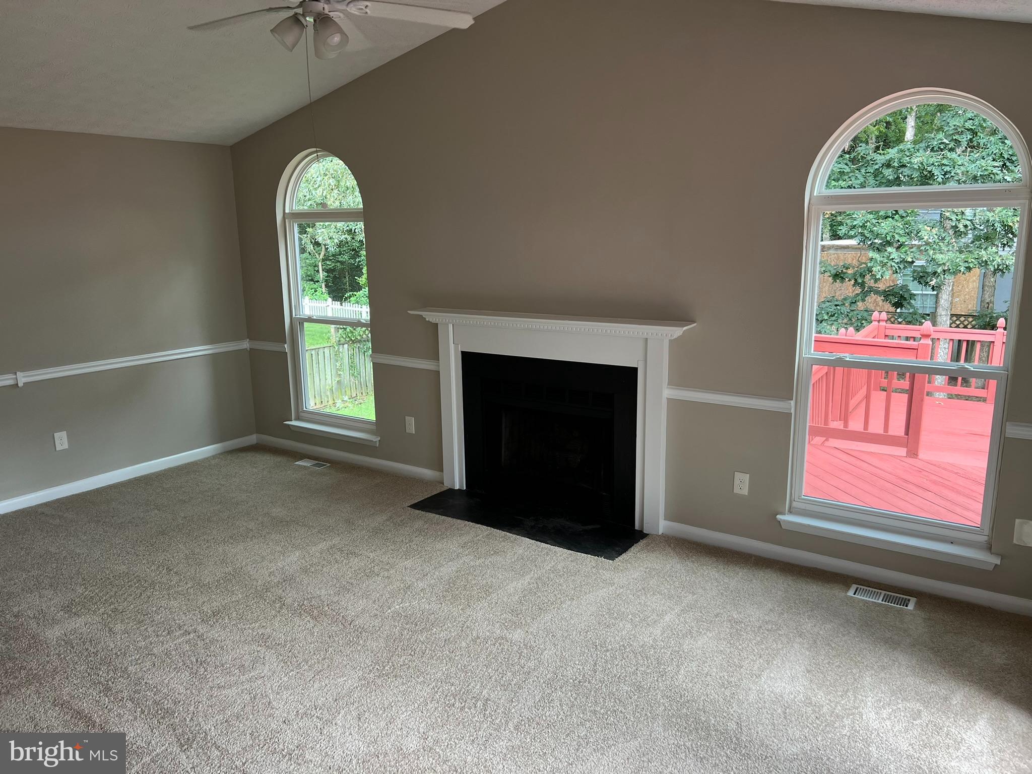 SANDY OAKS - Residential