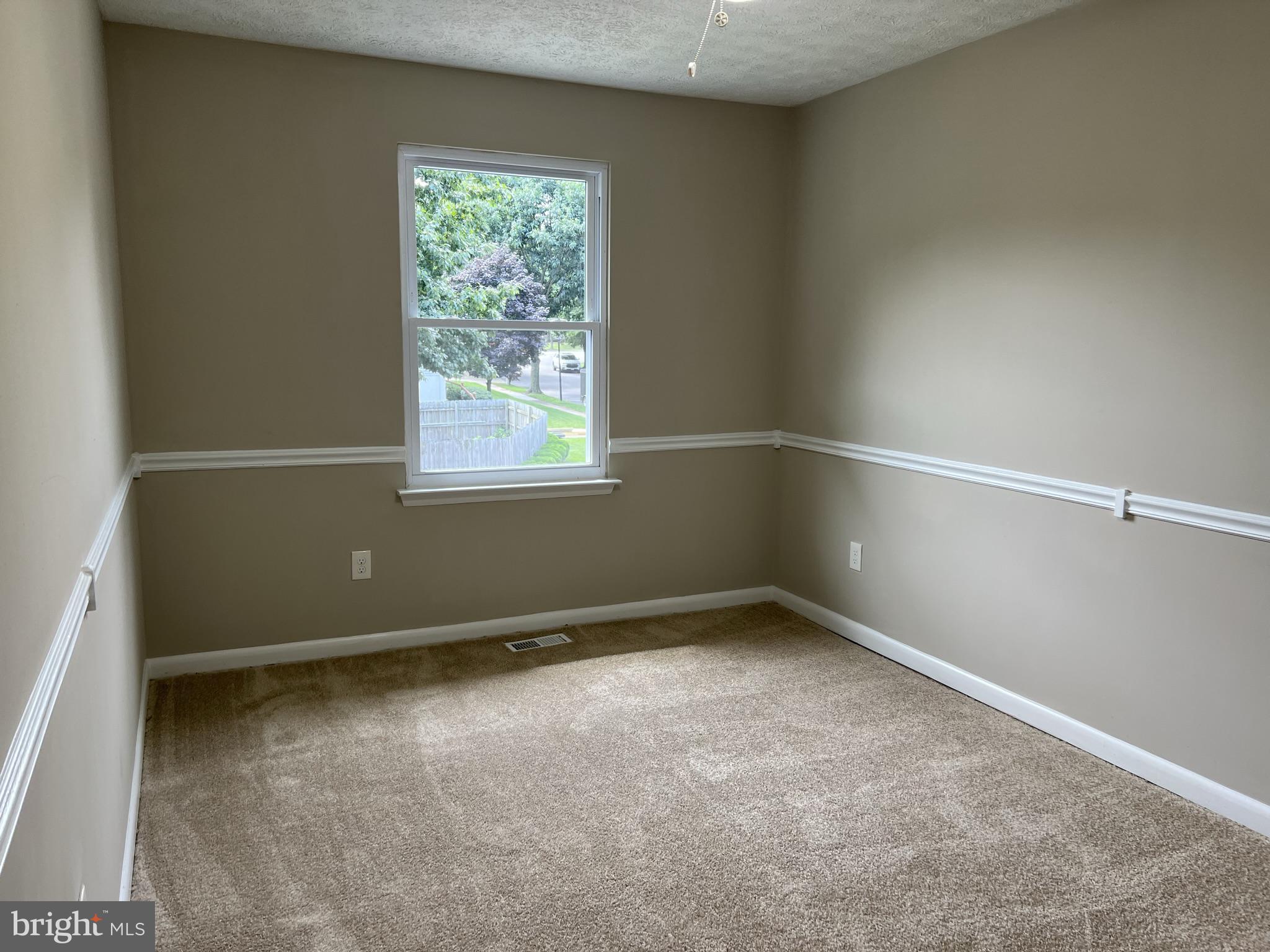 SANDY OAKS - Residential