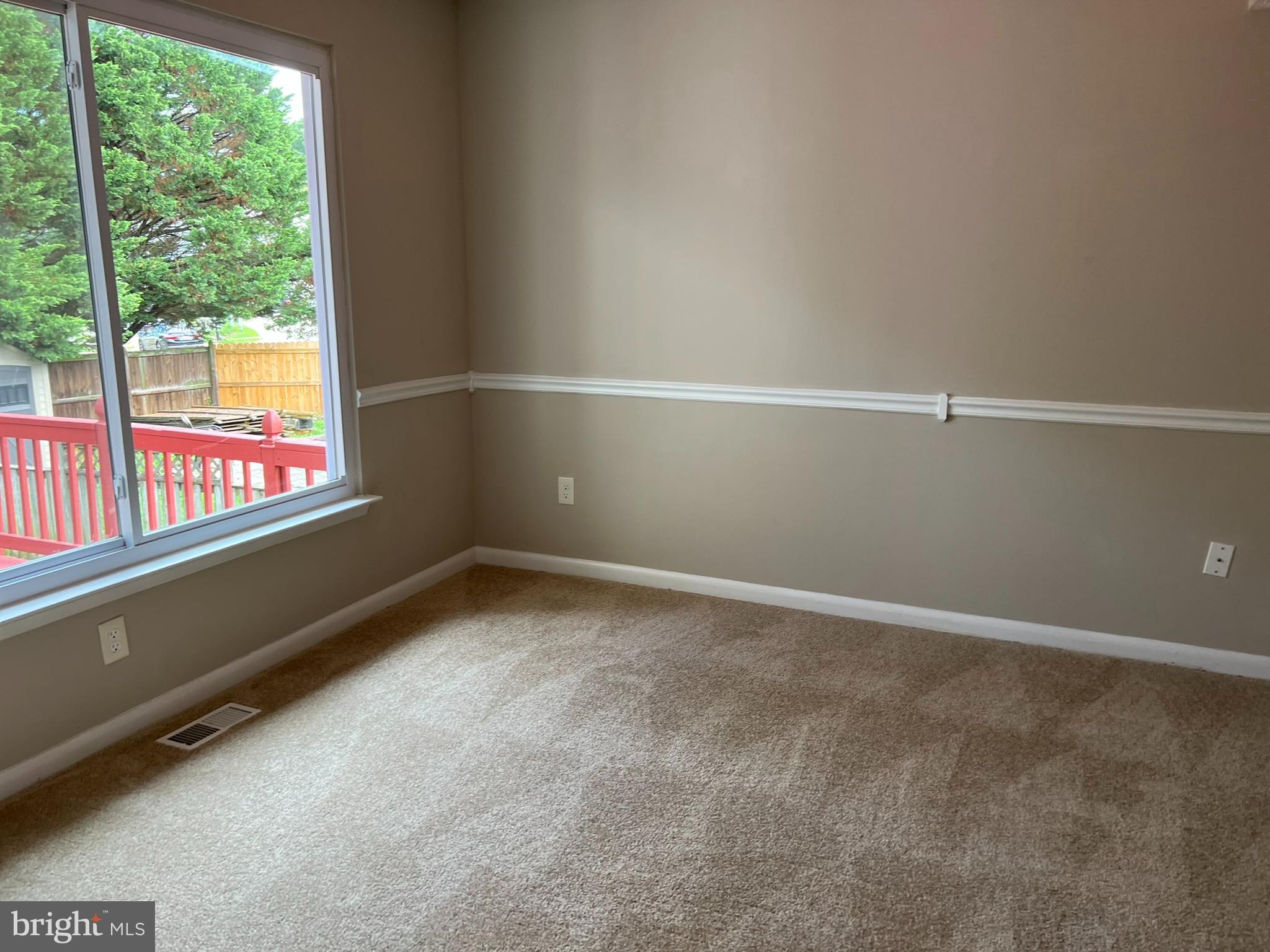 SANDY OAKS - Residential