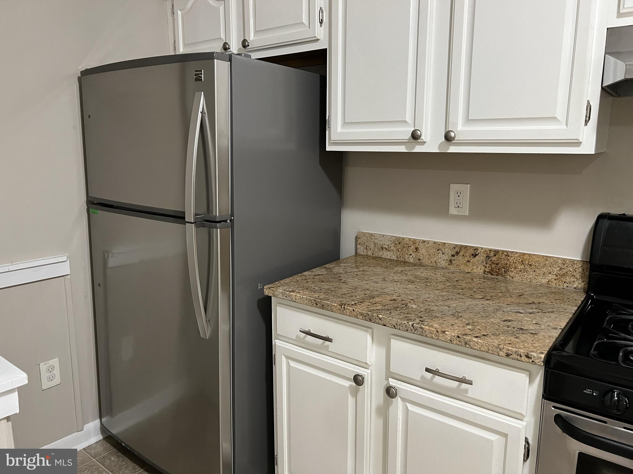 SANDY OAKS - Residential