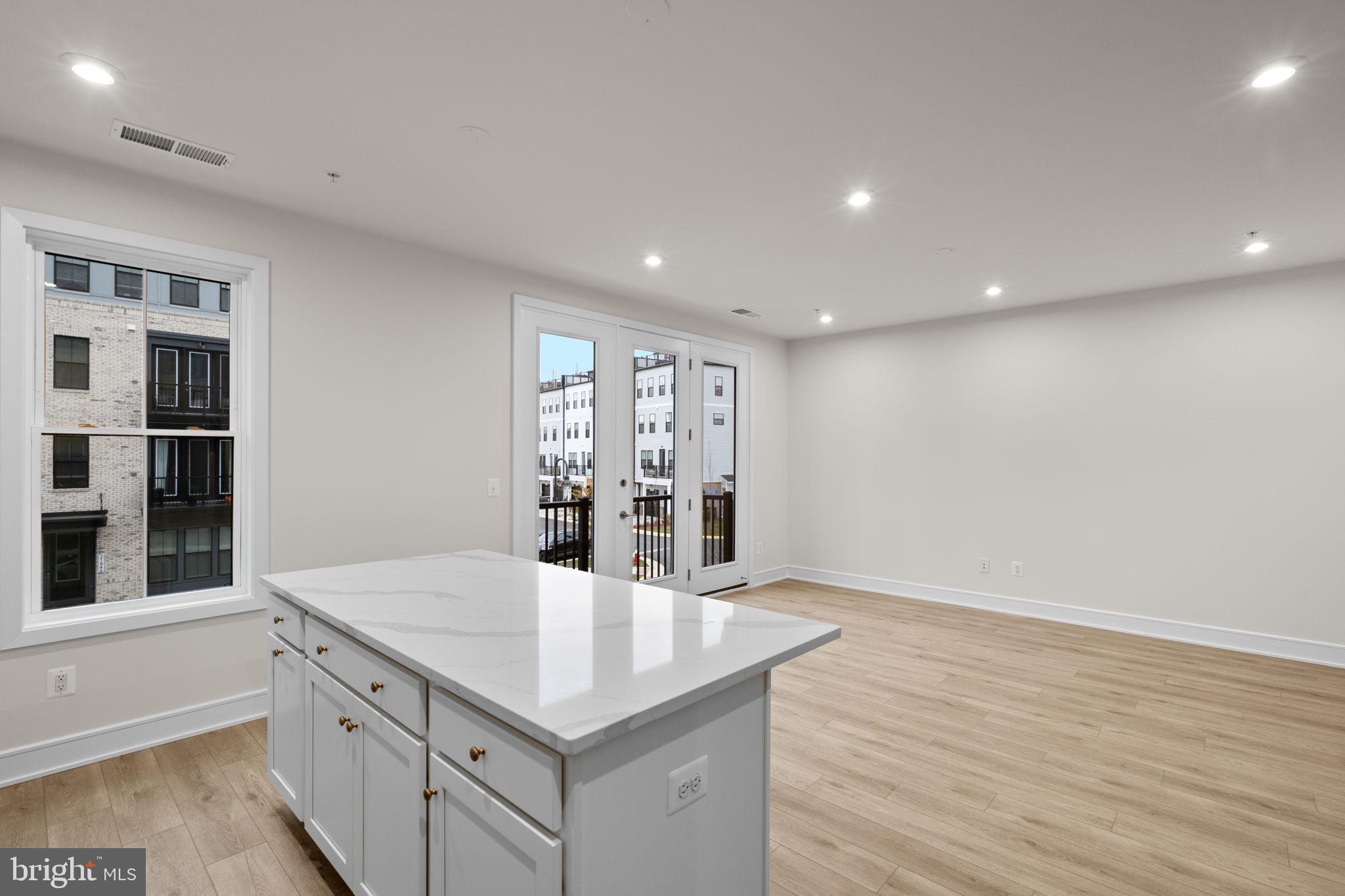 DEMOTT & SILVER - Residential