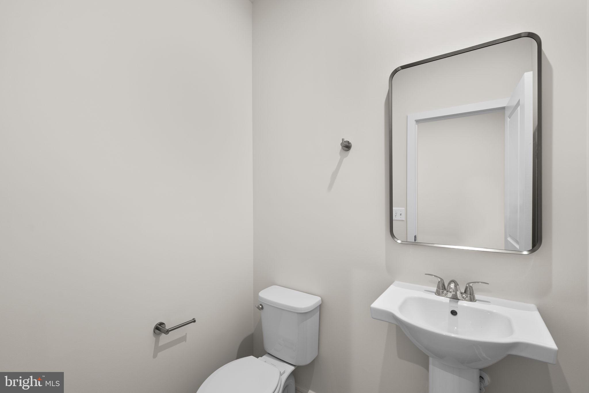 DEMOTT & SILVER - Residential