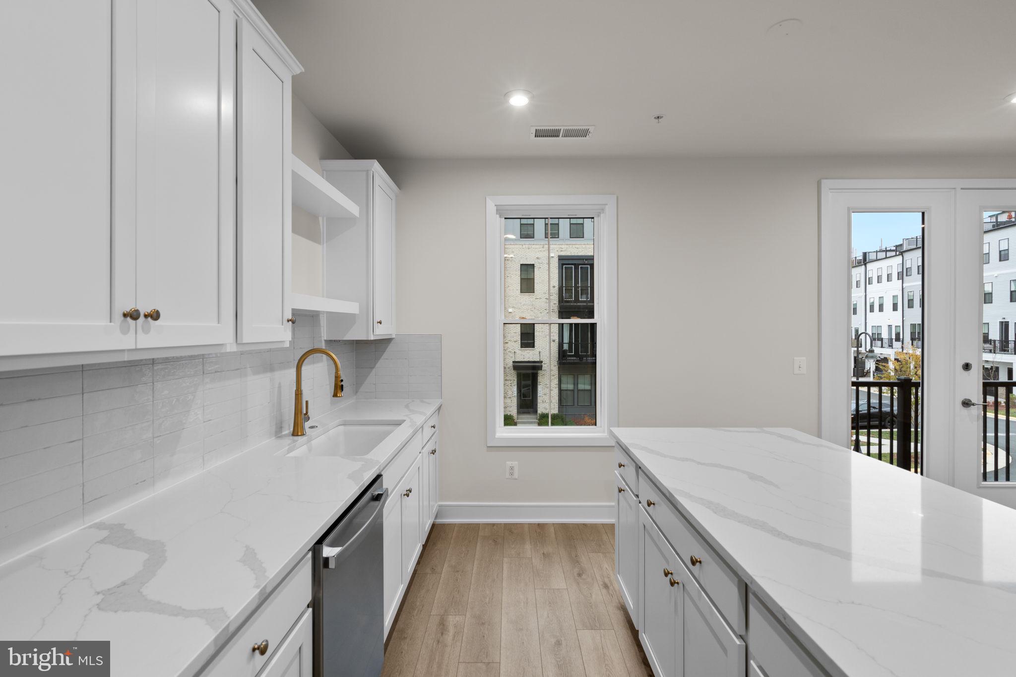 DEMOTT & SILVER - Residential