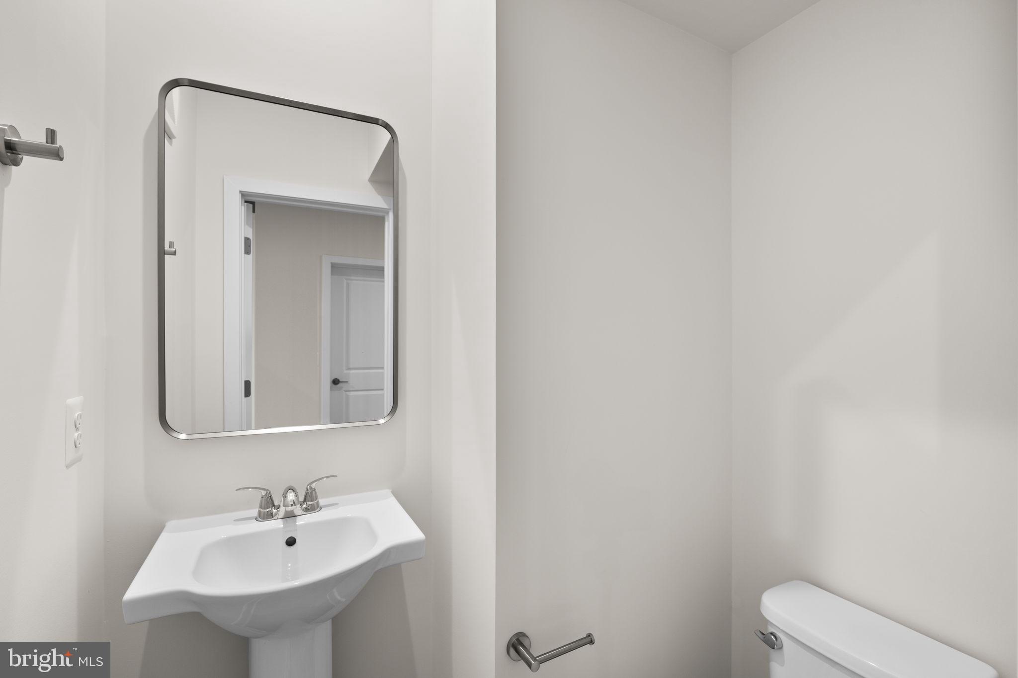 DEMOTT & SILVER - Residential