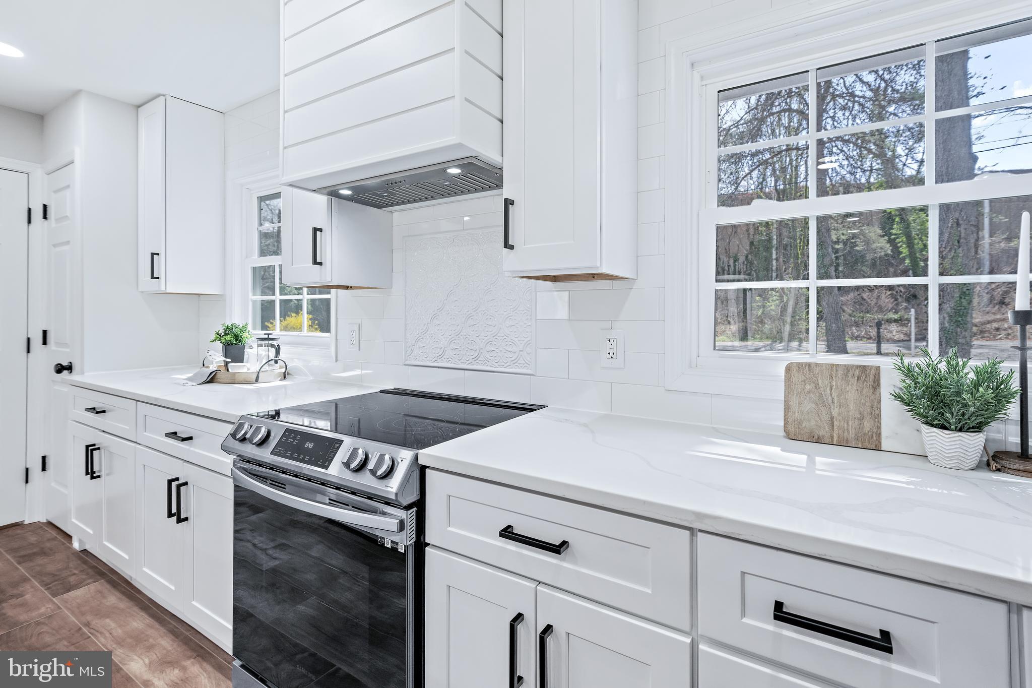 GARDEN FARMS - Residential