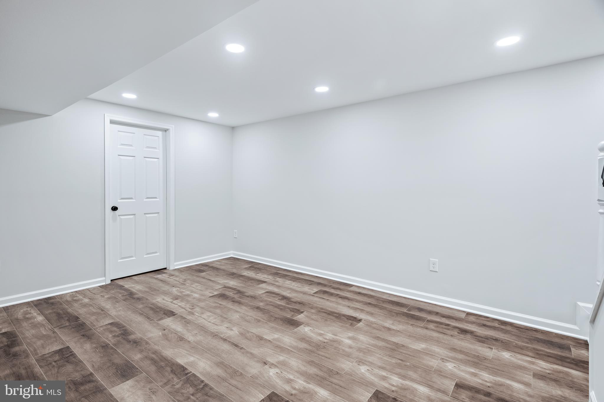 GARDEN FARMS - Residential